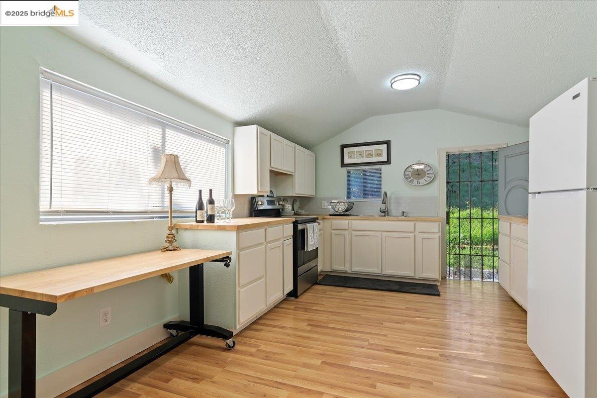 Detail Gallery Image 12 of 31 For 2108 Taylor Rd, Bethel Island,  CA 94511 - 1 Beds | 1 Baths
