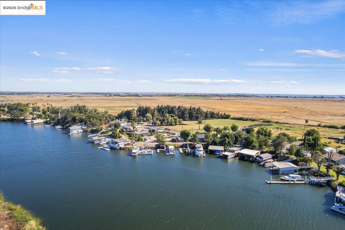 Detail Gallery Image 28 of 31 For 2108 Taylor Rd, Bethel Island,  CA 94511 - 1 Beds | 1 Baths