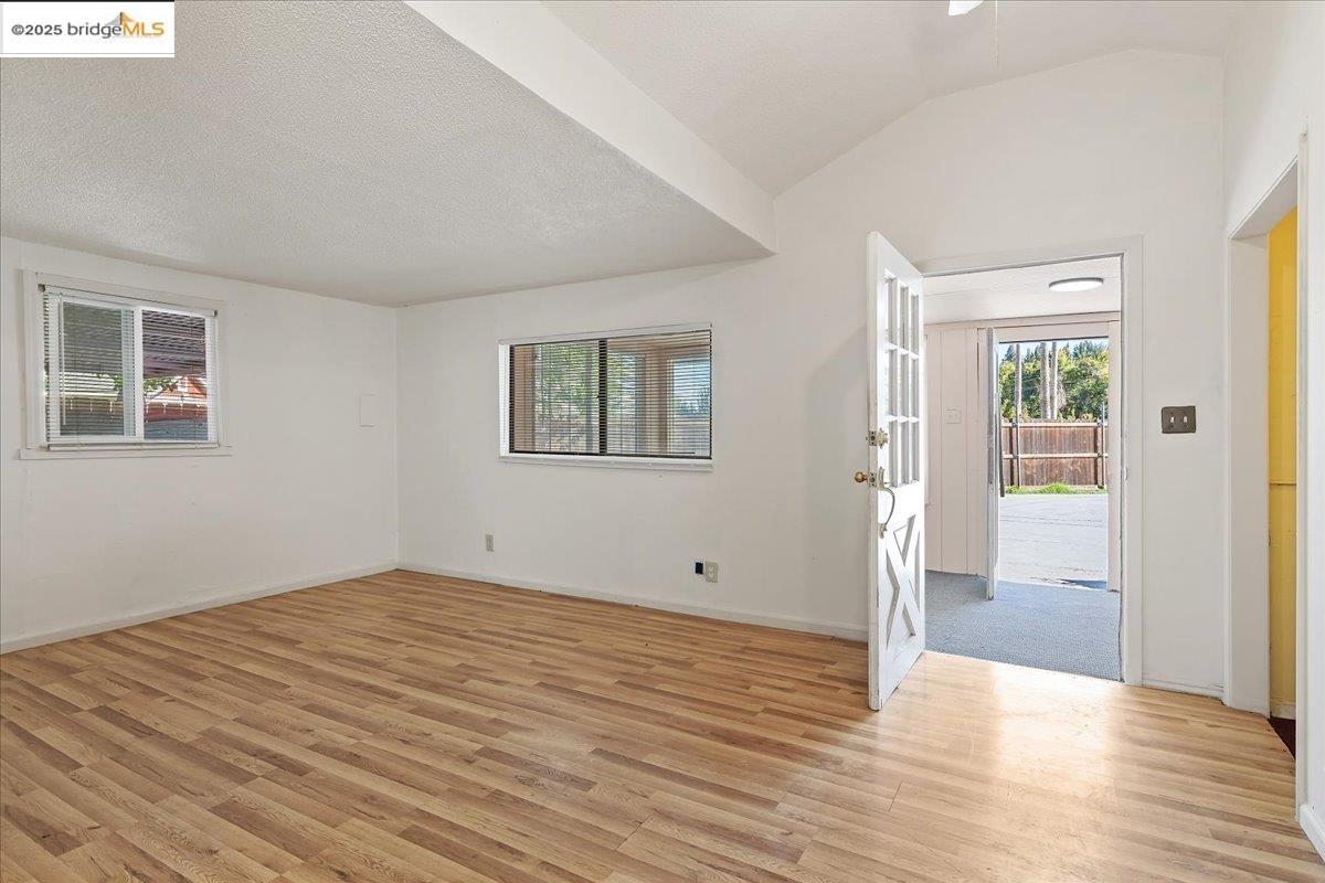 Detail Gallery Image 8 of 31 For 2108 Taylor Rd, Bethel Island,  CA 94511 - 1 Beds | 1 Baths
