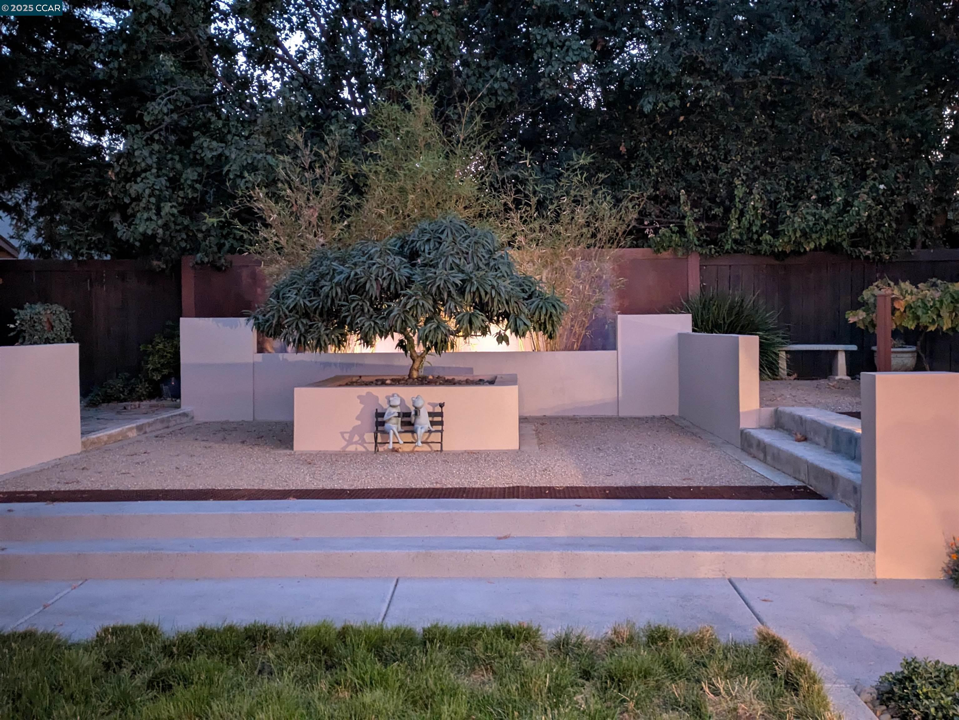 Detail Gallery Image 19 of 57 For 2645 Burnaby, Sacramento,  CA 95833 - 3 Beds | 2 Baths