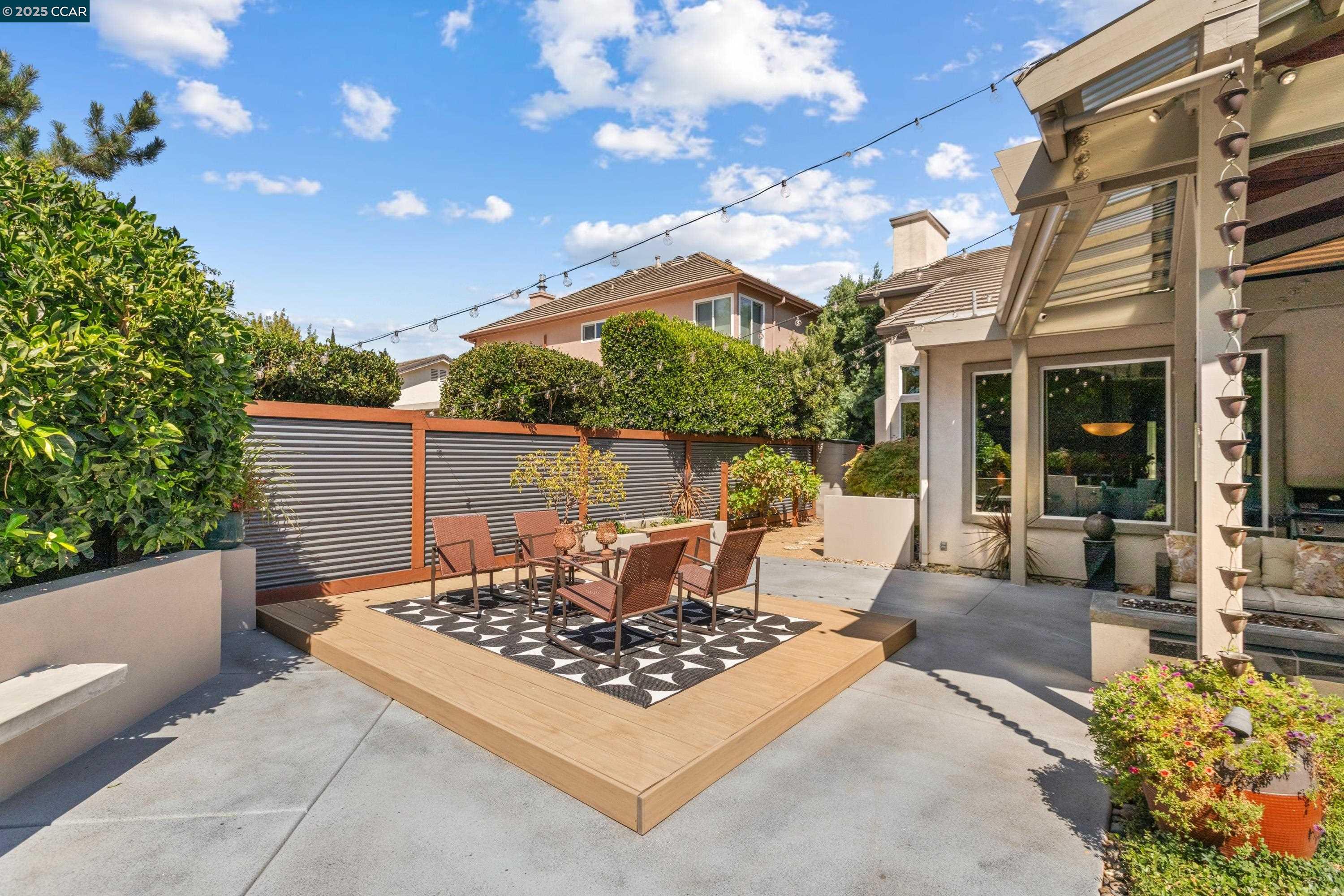 Detail Gallery Image 31 of 57 For 2645 Burnaby, Sacramento,  CA 95833 - 3 Beds | 2 Baths