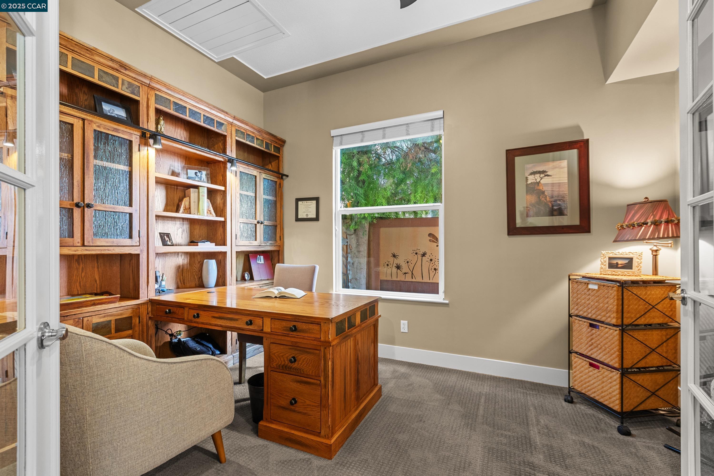 Detail Gallery Image 43 of 57 For 2645 Burnaby, Sacramento,  CA 95833 - 3 Beds | 2 Baths