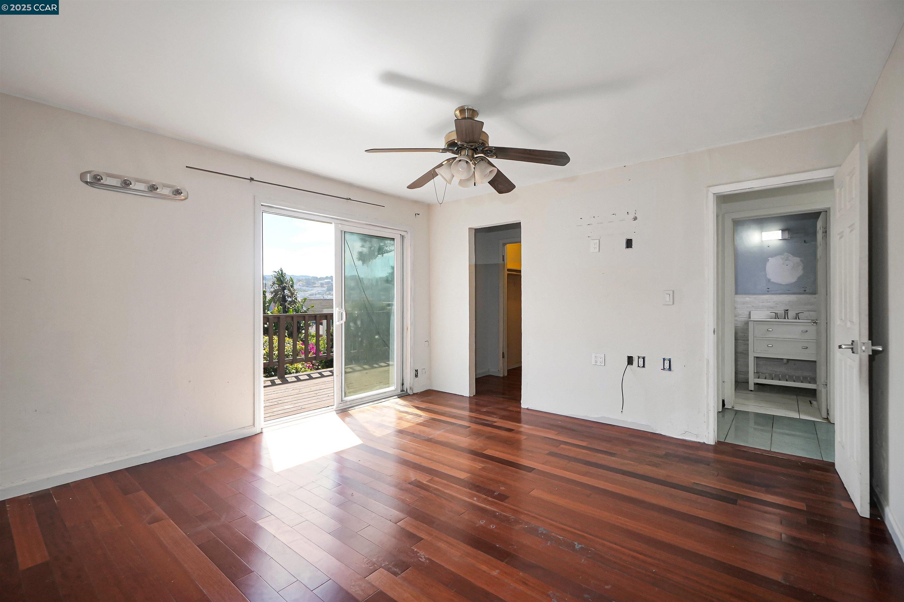 Detail Gallery Image 21 of 48 For 215 Thornton Ave, San Francisco,  CA 94124 - 4 Beds | 1/1 Baths
