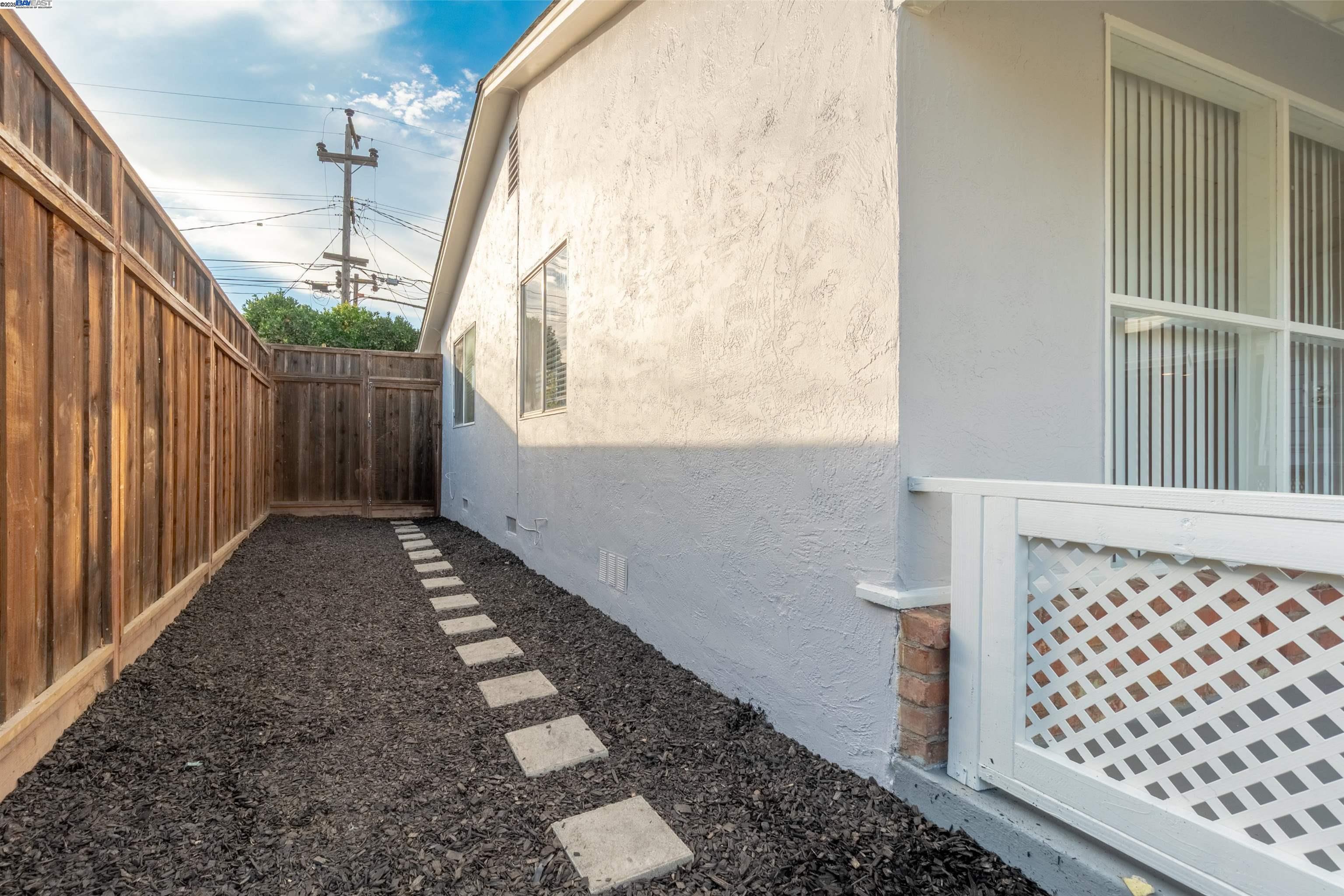 Detail Gallery Image 25 of 25 For 4759 Stevenson Blvd, Fremont,  CA 94538 - 3 Beds | 2 Baths