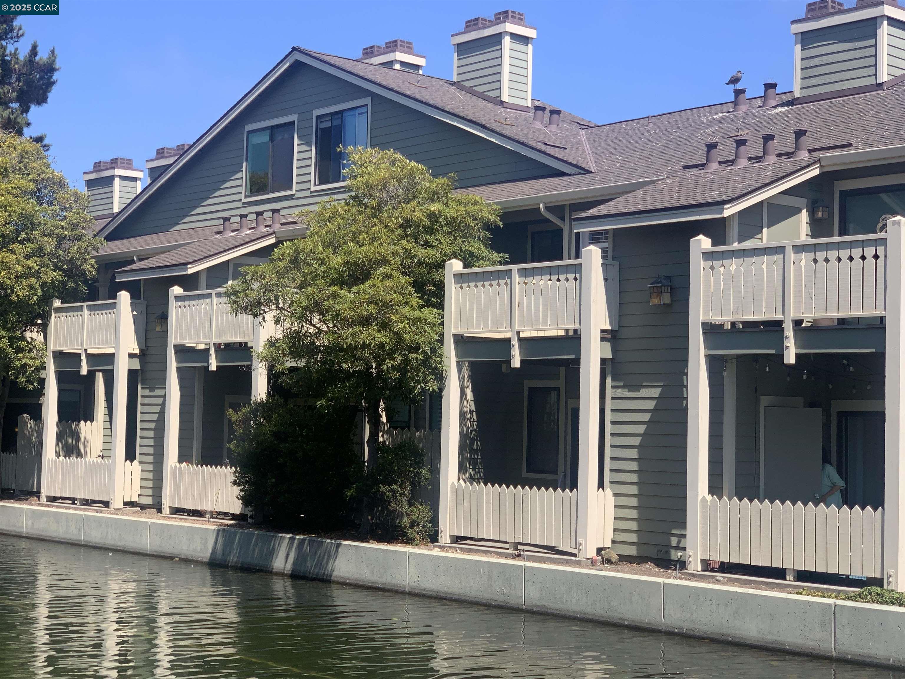 Detail Gallery Image 12 of 17 For 96 Lakeshore Ct, Richmond,  CA 94804 - 1 Beds | 1 Baths
