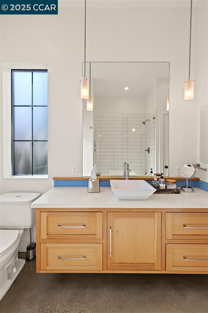 Detail Gallery Image 46 of 60 For 627 59th St, Oakland,  CA 94609 - – Beds | – Baths