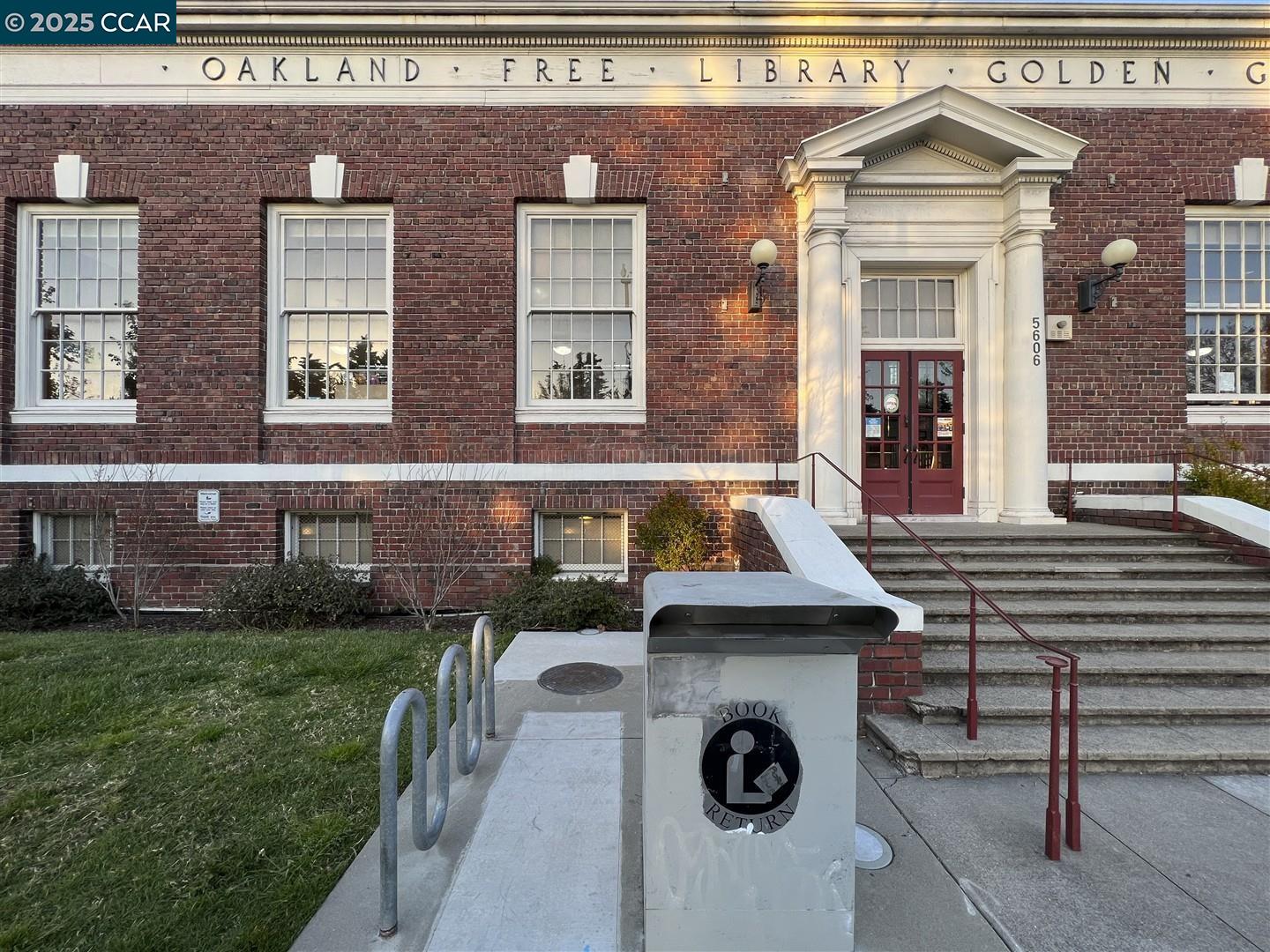 Detail Gallery Image 54 of 60 For 627 59th St, Oakland,  CA 94609 - – Beds | – Baths