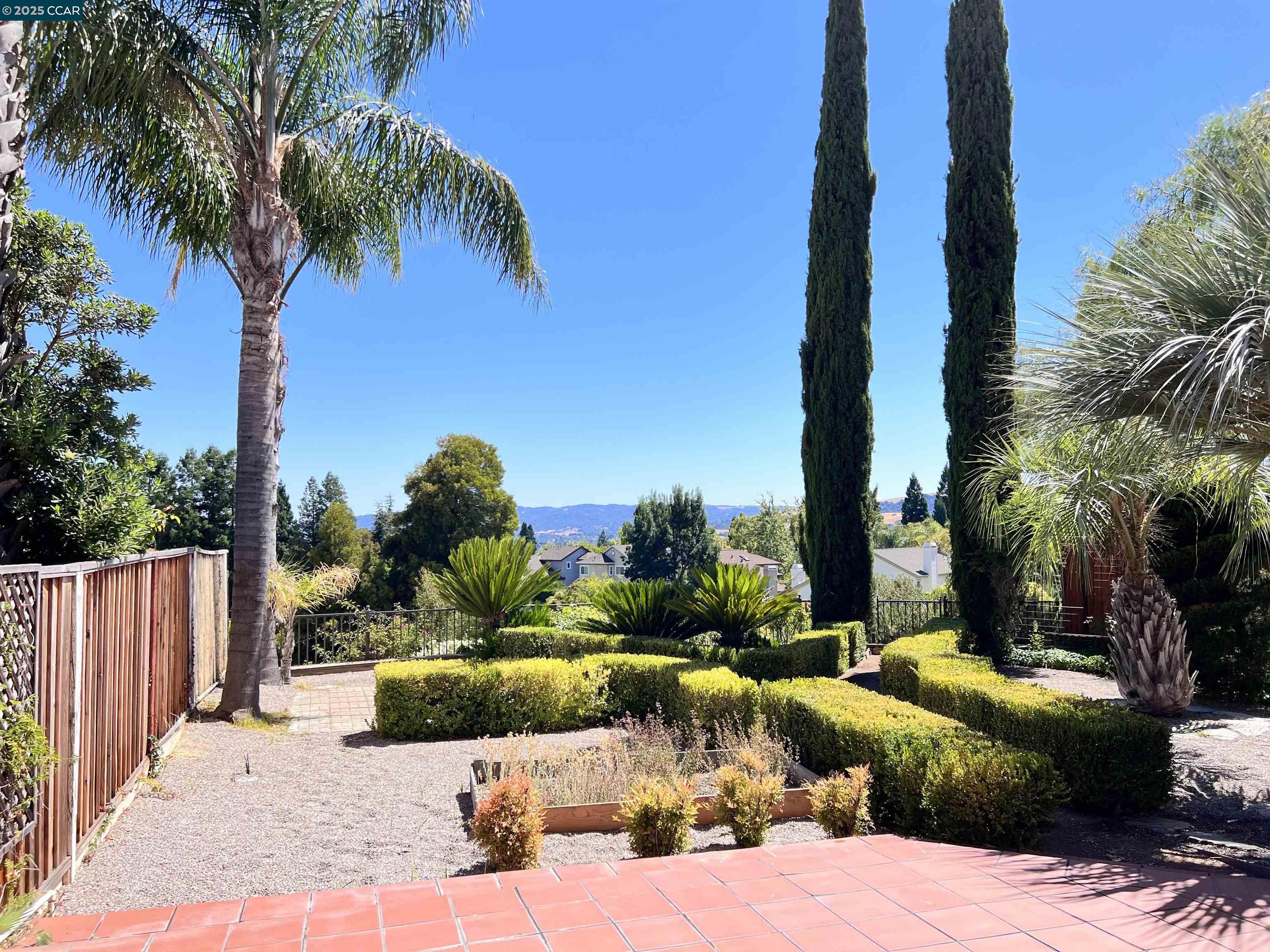 Detail Gallery Image 27 of 39 For 120 Cortona Dr, San Ramon,  CA 94582 - 3 Beds | 2 Baths
