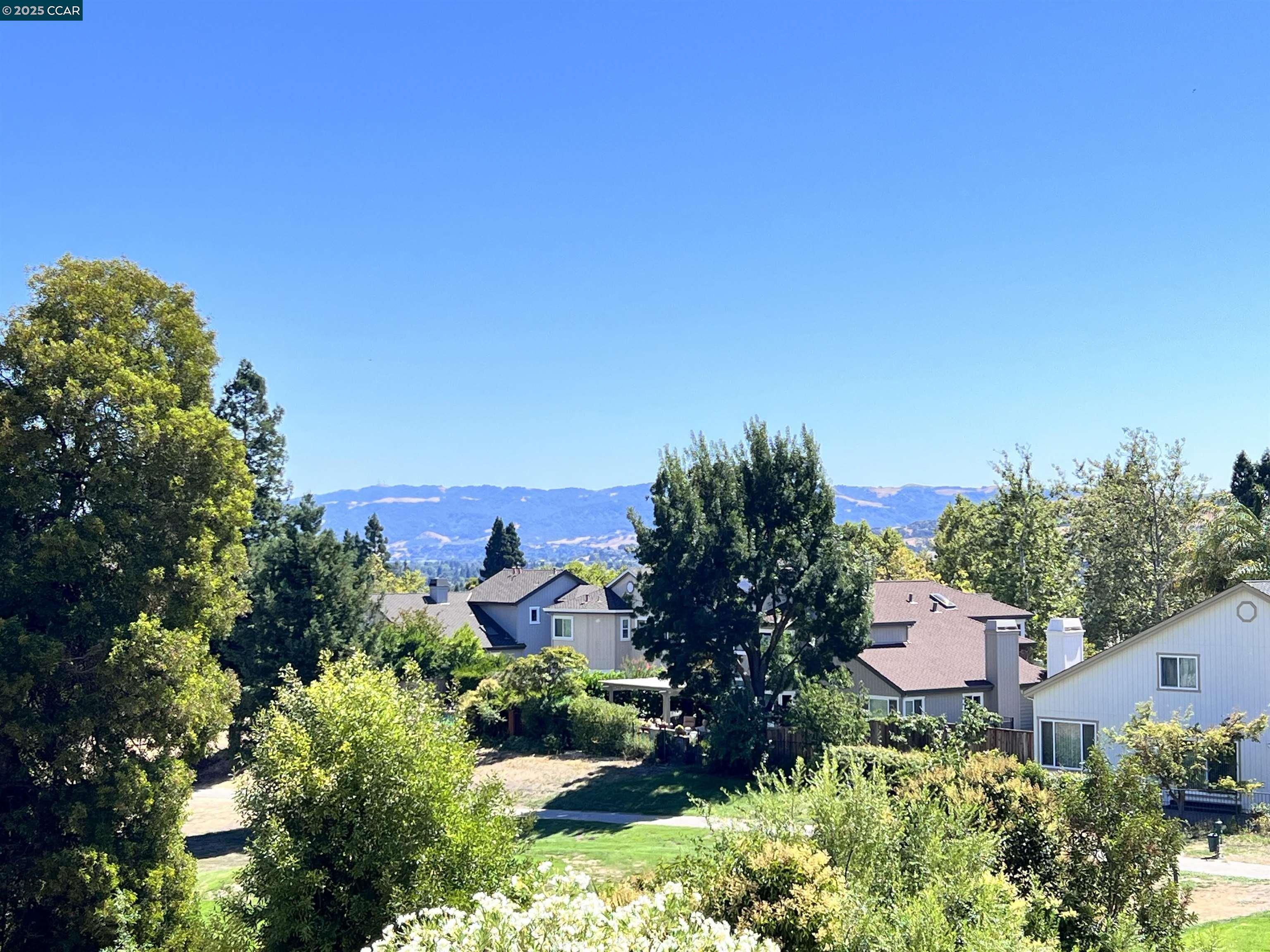 Detail Gallery Image 28 of 39 For 120 Cortona Dr, San Ramon,  CA 94582 - 3 Beds | 2 Baths