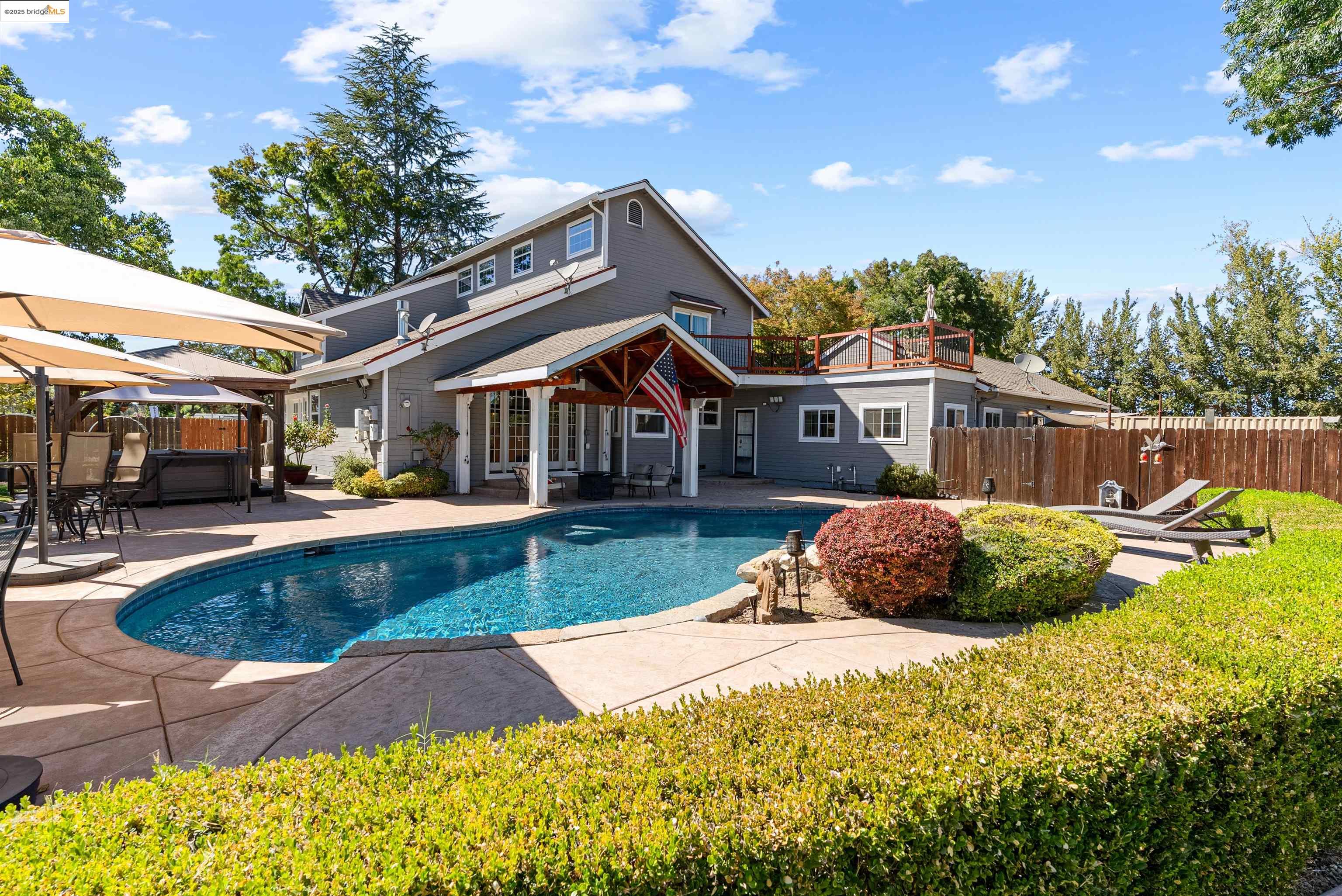 Detail Gallery Image 4 of 60 For 1600 Eden Plains Rd, Brentwood,  CA 94513 - 4 Beds | 3/1 Baths