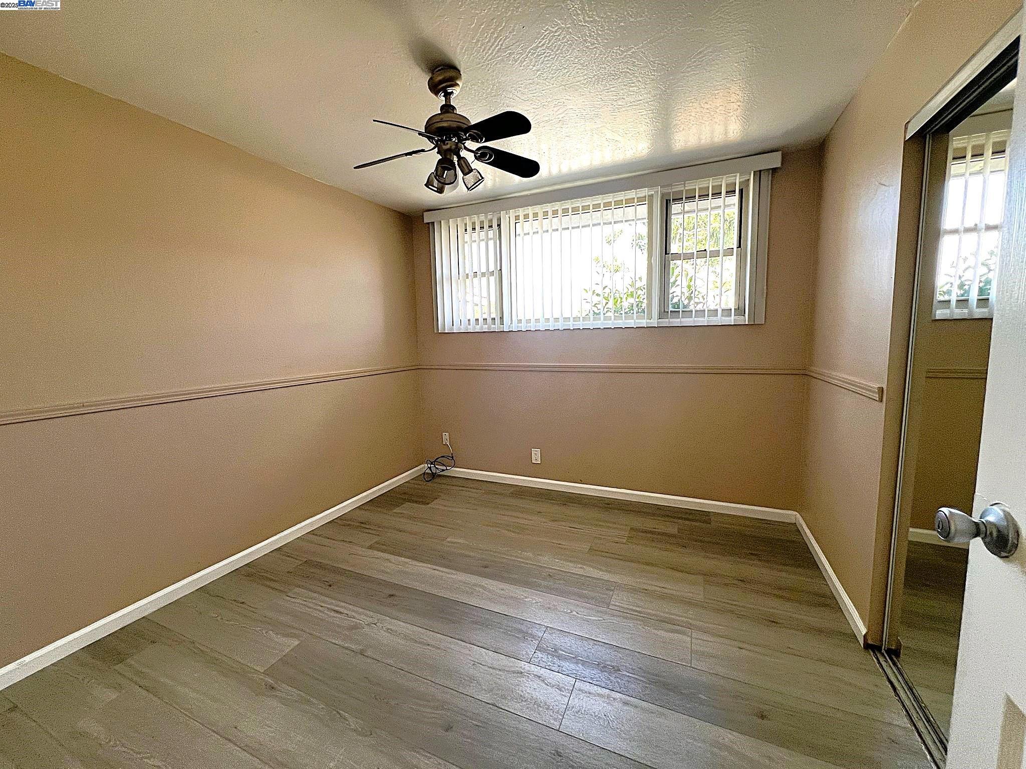 Detail Gallery Image 14 of 23 For 344 Rousseau St, Hayward,  CA 94544 - 3 Beds | 2 Baths