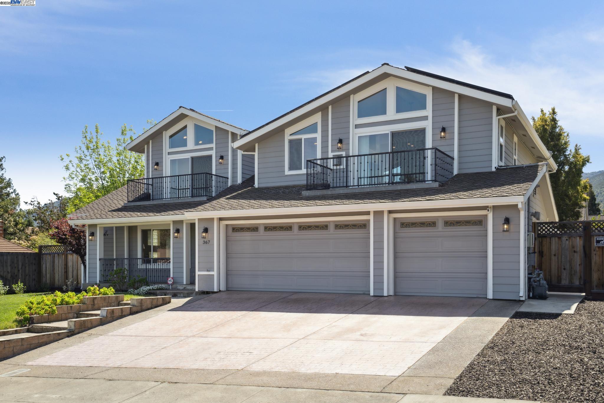 Detail Gallery Image 3 of 60 For 367 Mt Washington Way, Clayton,  CA 94517 - 4 Beds | 4 Baths