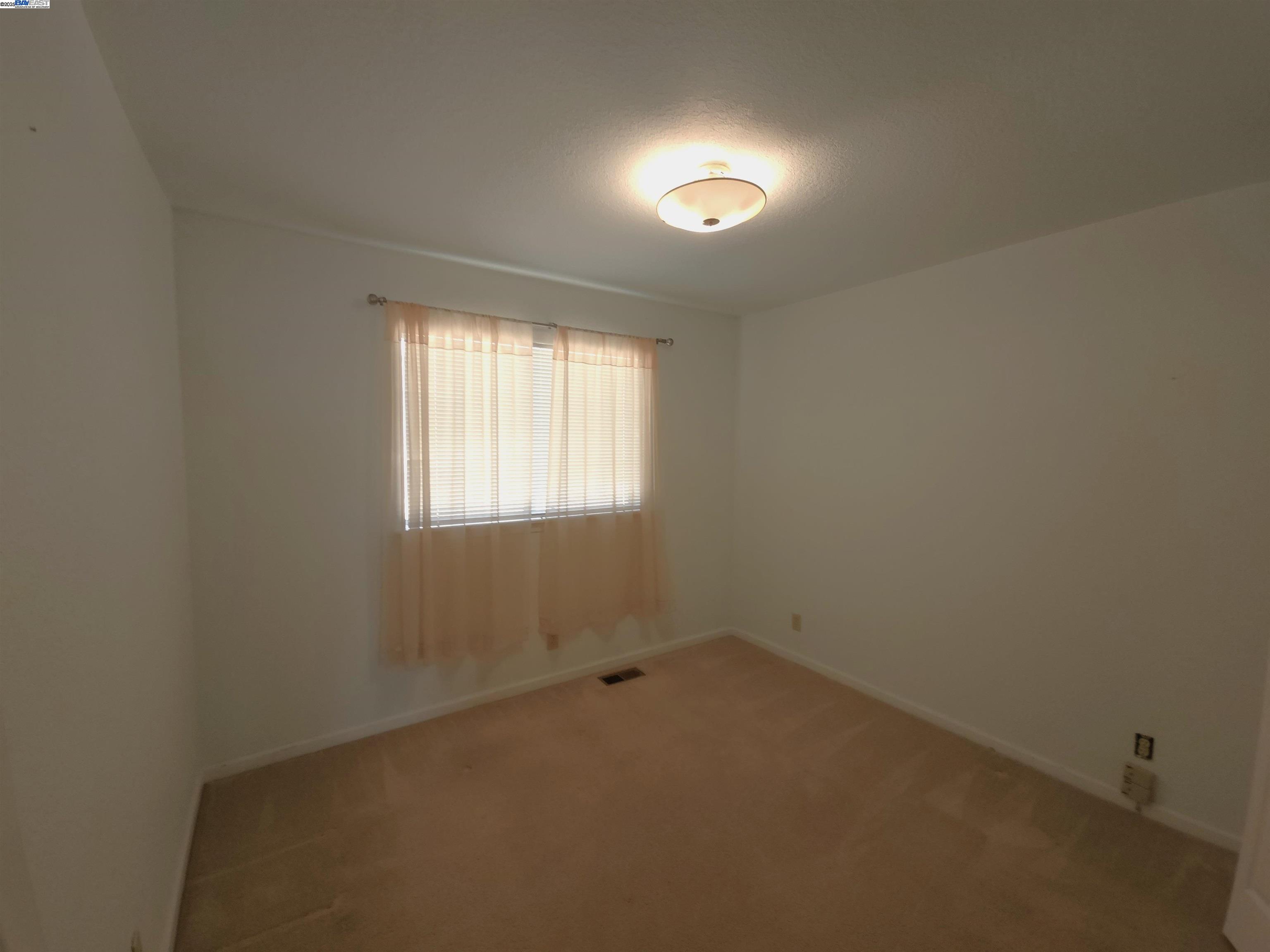 Detail Gallery Image 26 of 48 For 13312 Thistle Loop, Penn Valley,  CA 95946-9146 - 4 Beds | 2/1 Baths