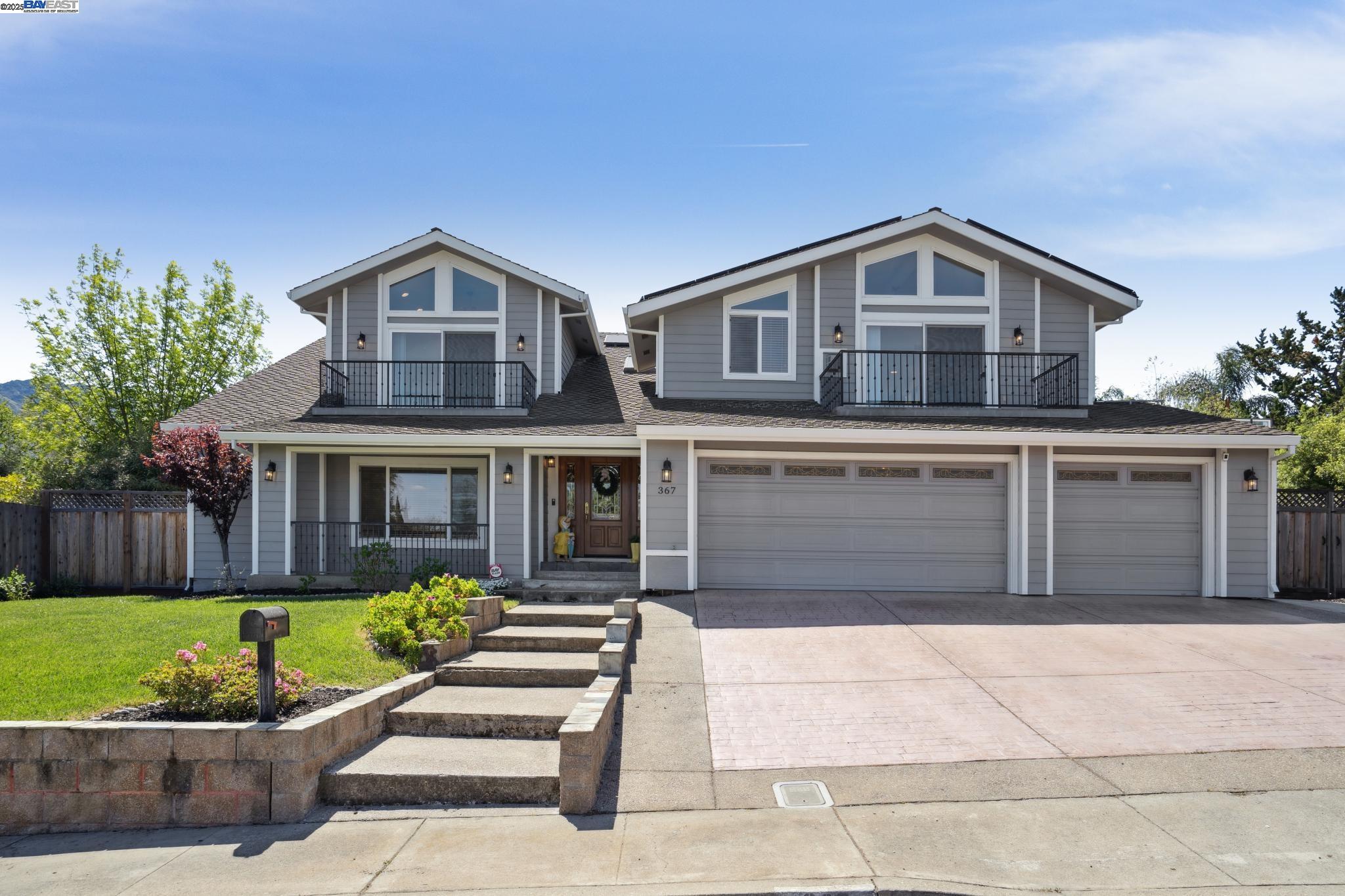 Detail Gallery Image 1 of 58 For 367 Mt Washington Way, Clayton,  CA 94517 - 4 Beds | 4 Baths