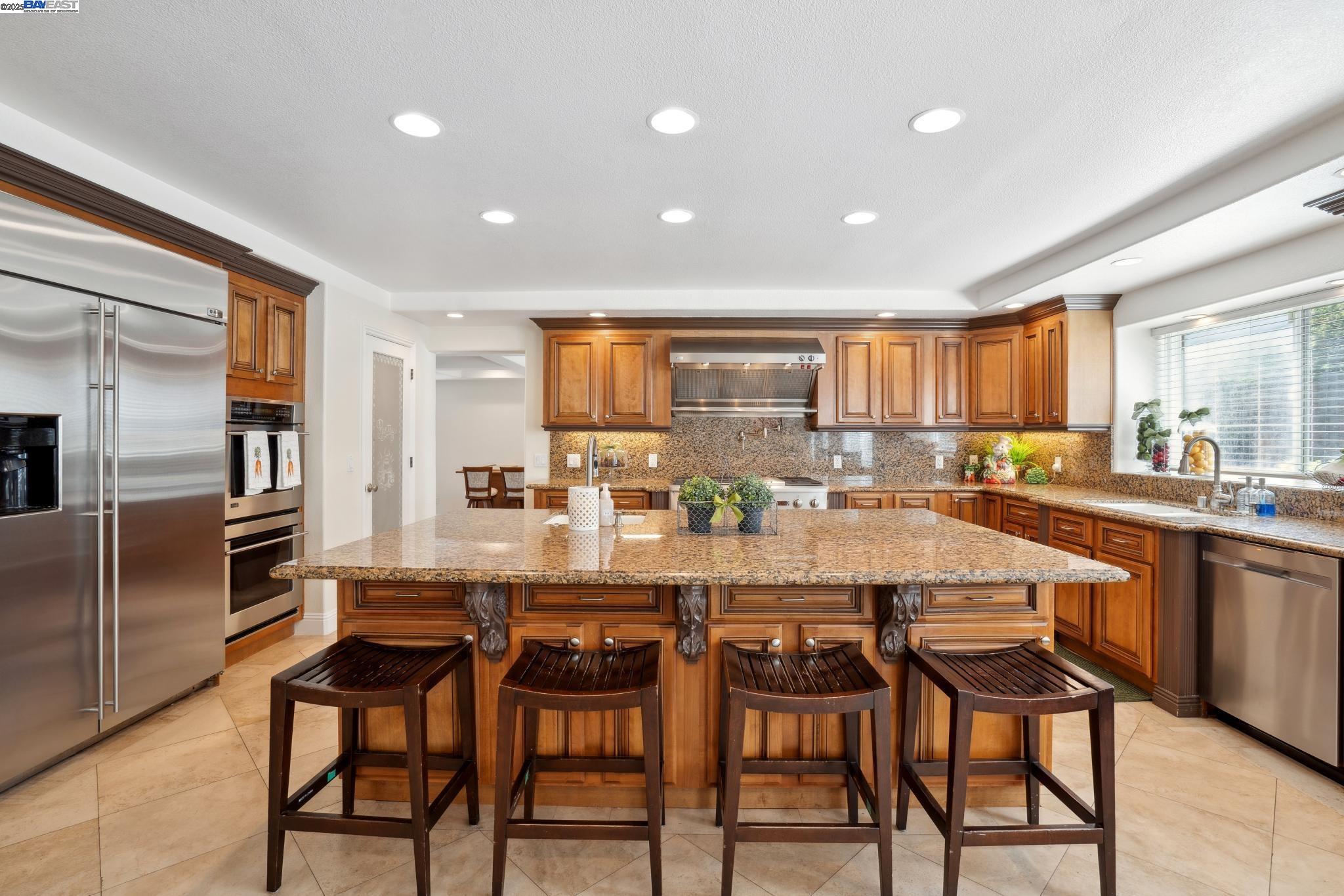 Detail Gallery Image 14 of 58 For 367 Mt Washington Way, Clayton,  CA 94517 - 4 Beds | 4 Baths