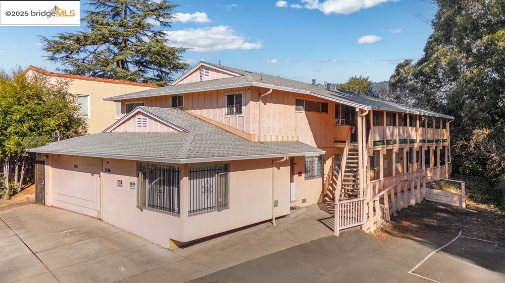 Detail Gallery Image 4 of 28 For 3186 Mckillop Rd, Oakland,  CA 94602 - – Beds | – Baths
