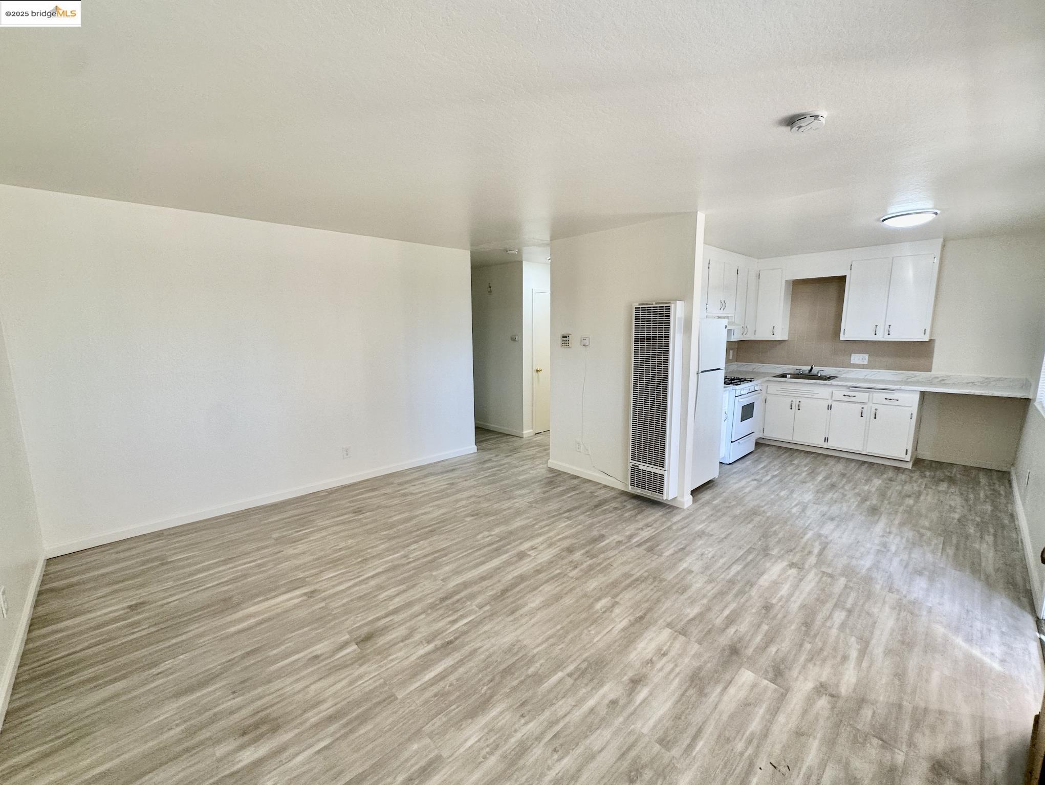 Detail Gallery Image 6 of 28 For 3186 Mckillop Rd, Oakland,  CA 94602 - – Beds | – Baths