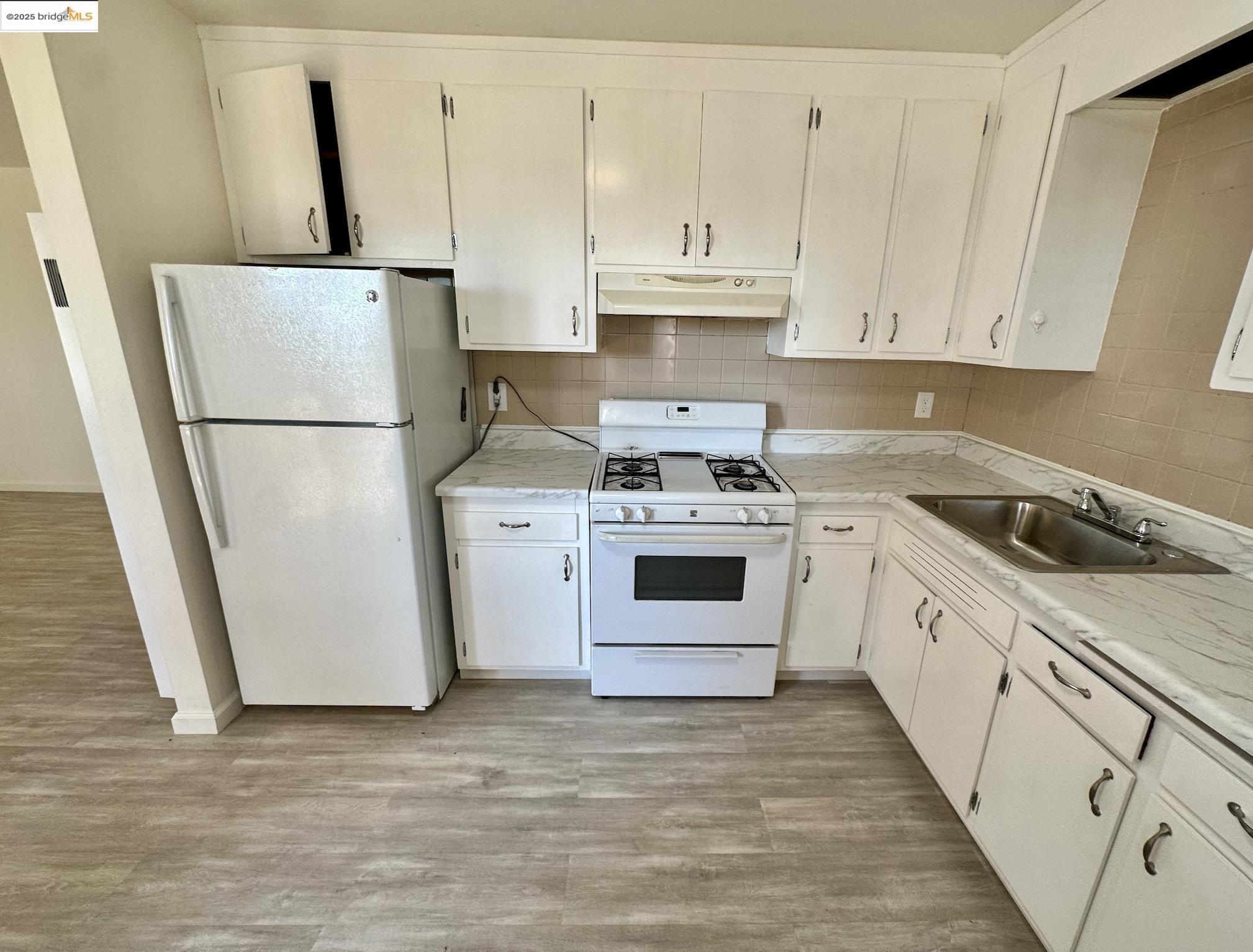 Detail Gallery Image 7 of 28 For 3186 Mckillop Rd, Oakland,  CA 94602 - – Beds | – Baths