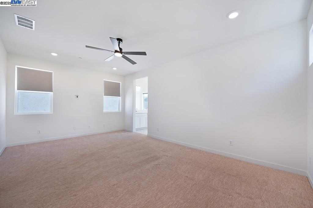 Detail Gallery Image 29 of 40 For 2816 Earthened Walk, Sacramento,  CA 95833 - 3 Beds | 3 Baths