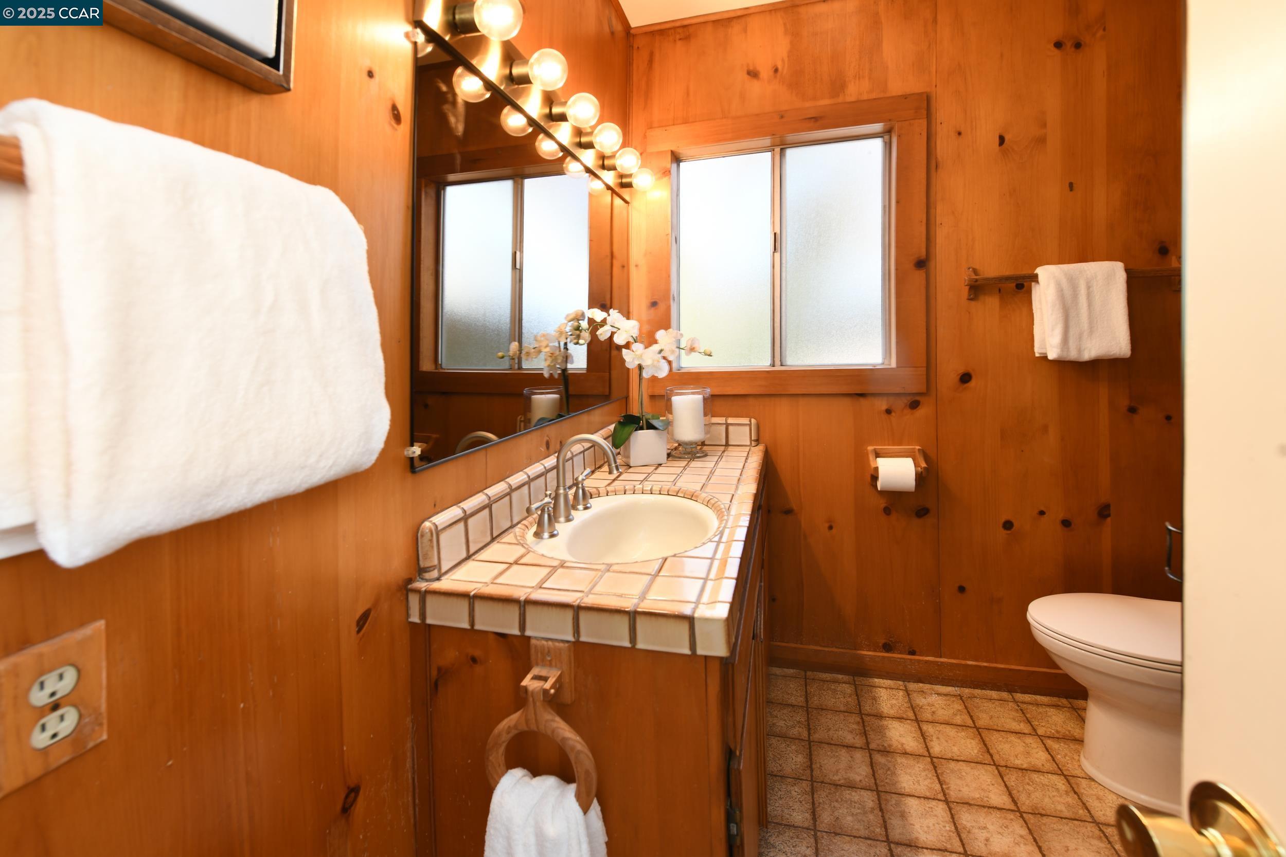 Detail Gallery Image 15 of 60 For 2128 San Miguel Dr, Walnut Creek,  CA 94596 - 4 Beds | 2 Baths