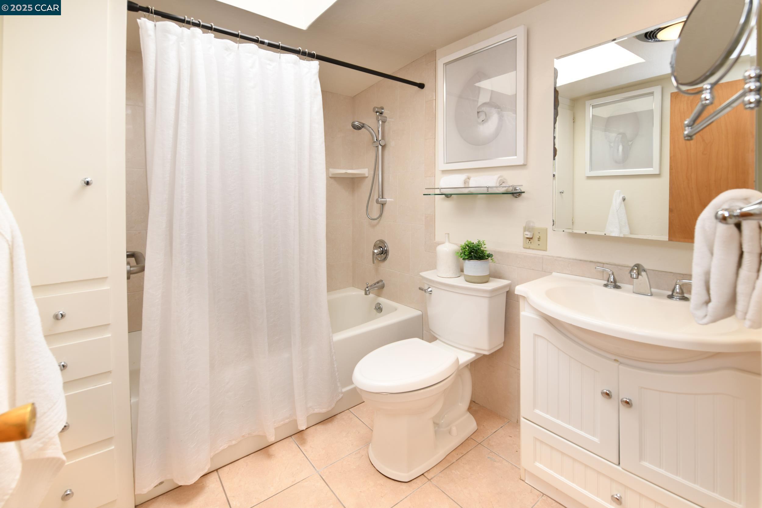 Detail Gallery Image 19 of 60 For 2128 San Miguel Dr, Walnut Creek,  CA 94596 - 4 Beds | 2 Baths
