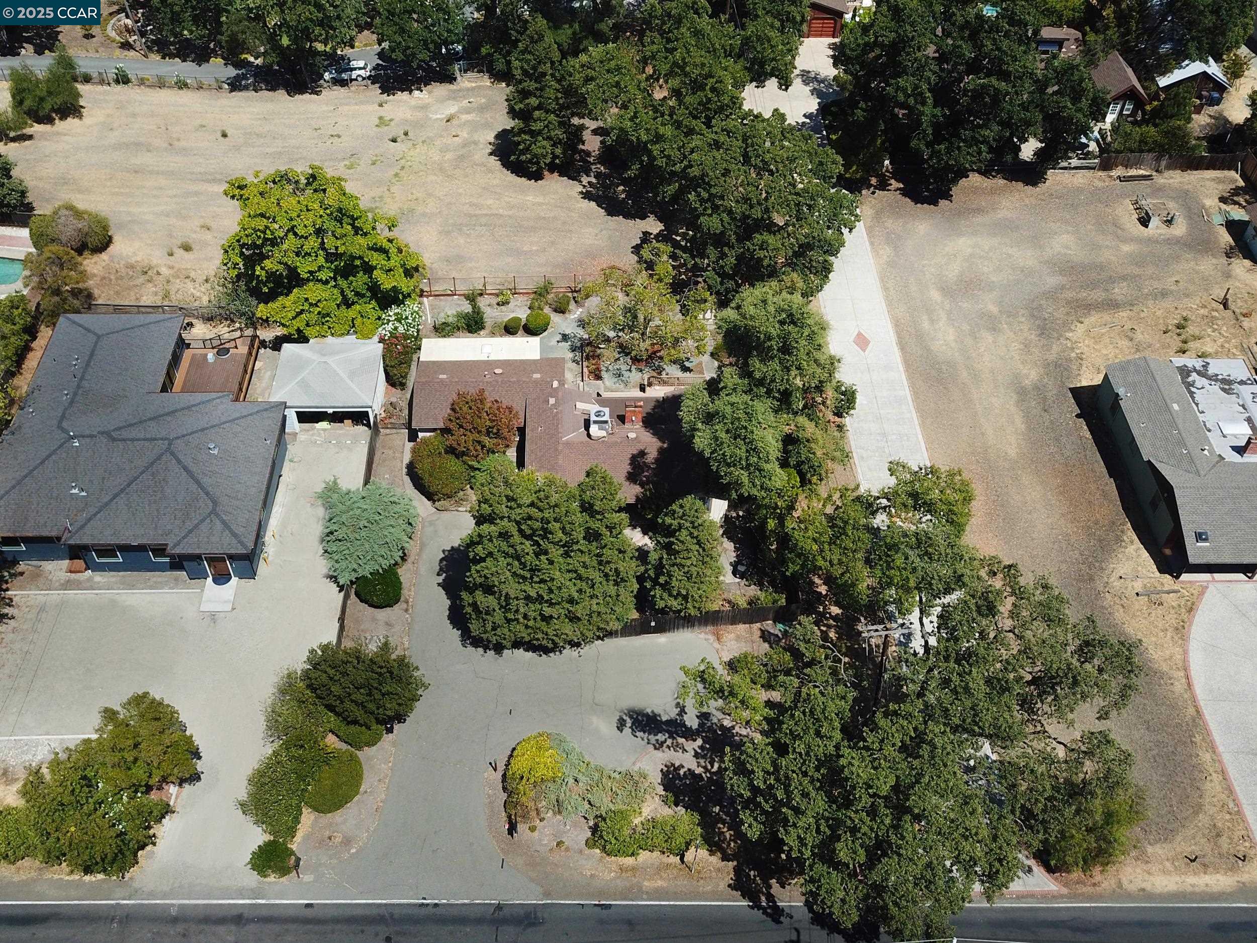 Detail Gallery Image 28 of 60 For 2128 San Miguel Dr, Walnut Creek,  CA 94596 - 4 Beds | 2 Baths
