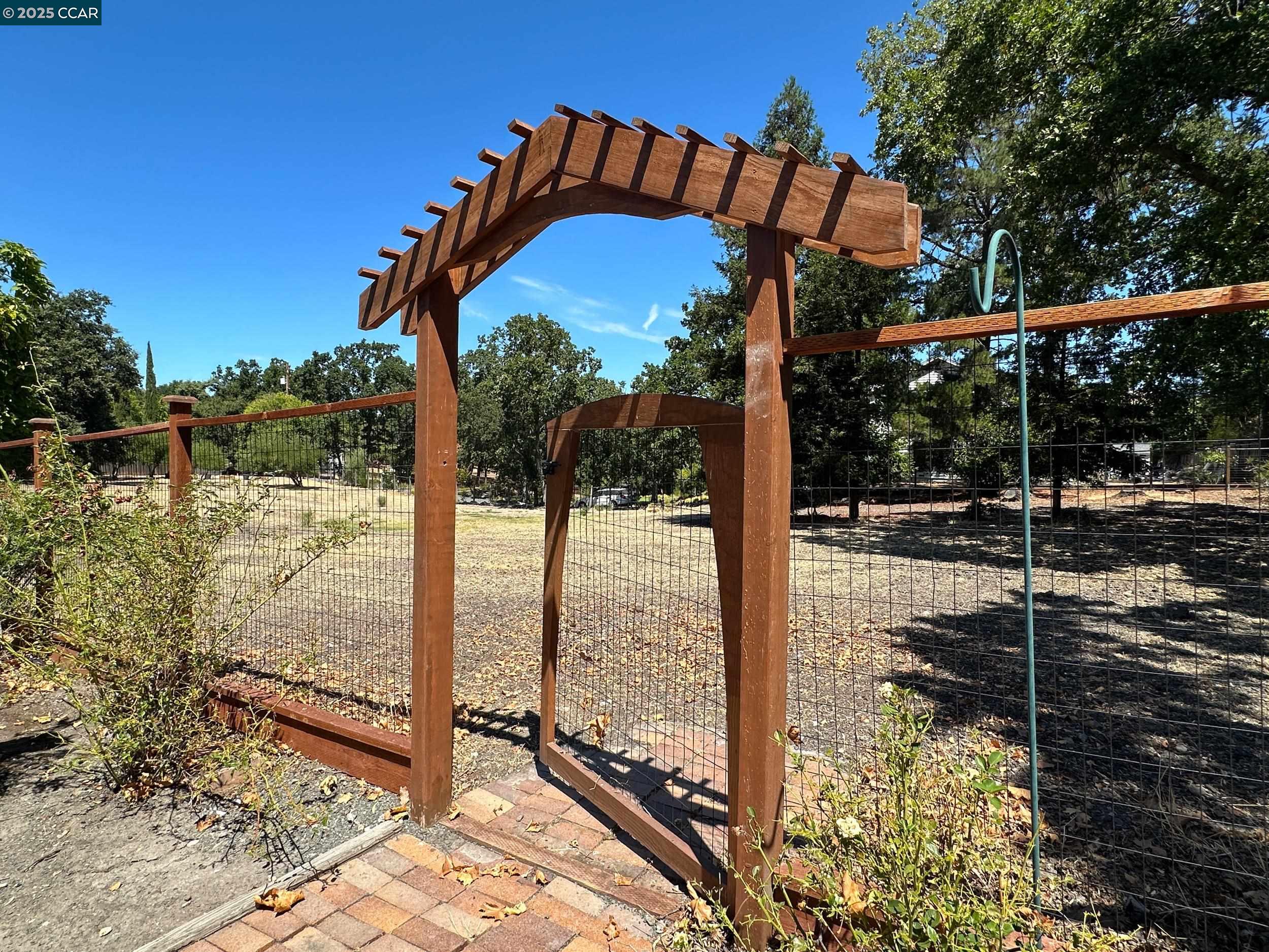 Detail Gallery Image 29 of 60 For 2128 San Miguel Dr, Walnut Creek,  CA 94596 - 4 Beds | 2 Baths