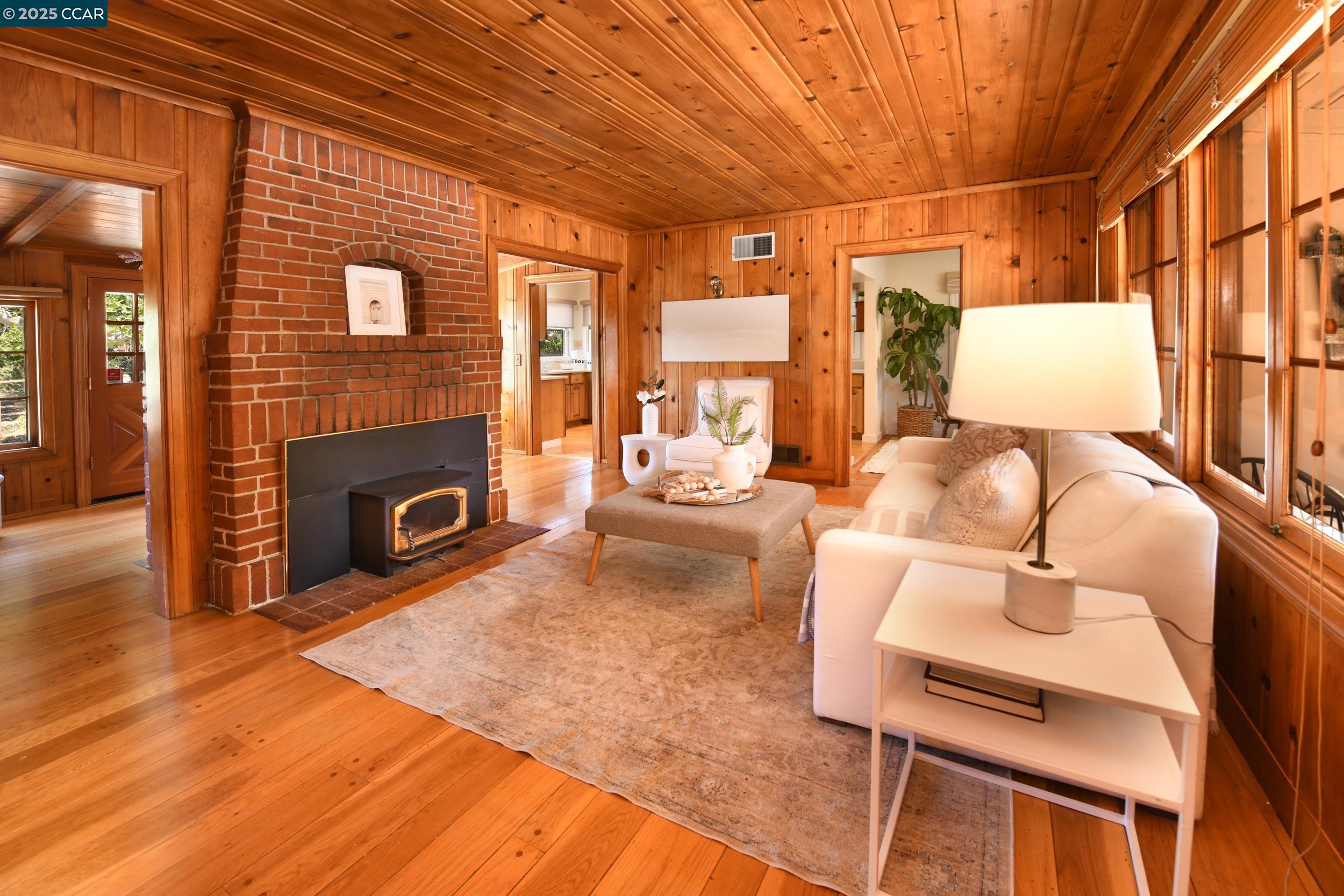 Detail Gallery Image 4 of 60 For 2128 San Miguel Dr, Walnut Creek,  CA 94596 - 4 Beds | 2 Baths