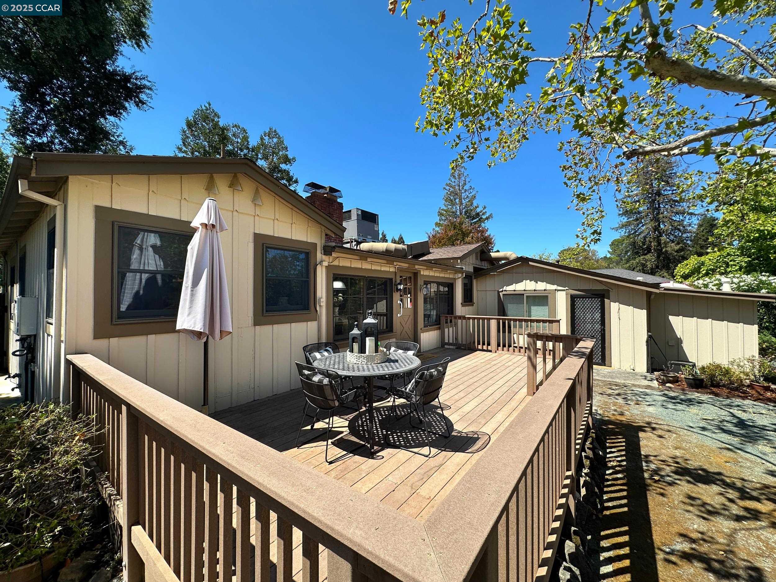 Detail Gallery Image 34 of 60 For 2128 San Miguel Dr, Walnut Creek,  CA 94596 - 4 Beds | 2 Baths