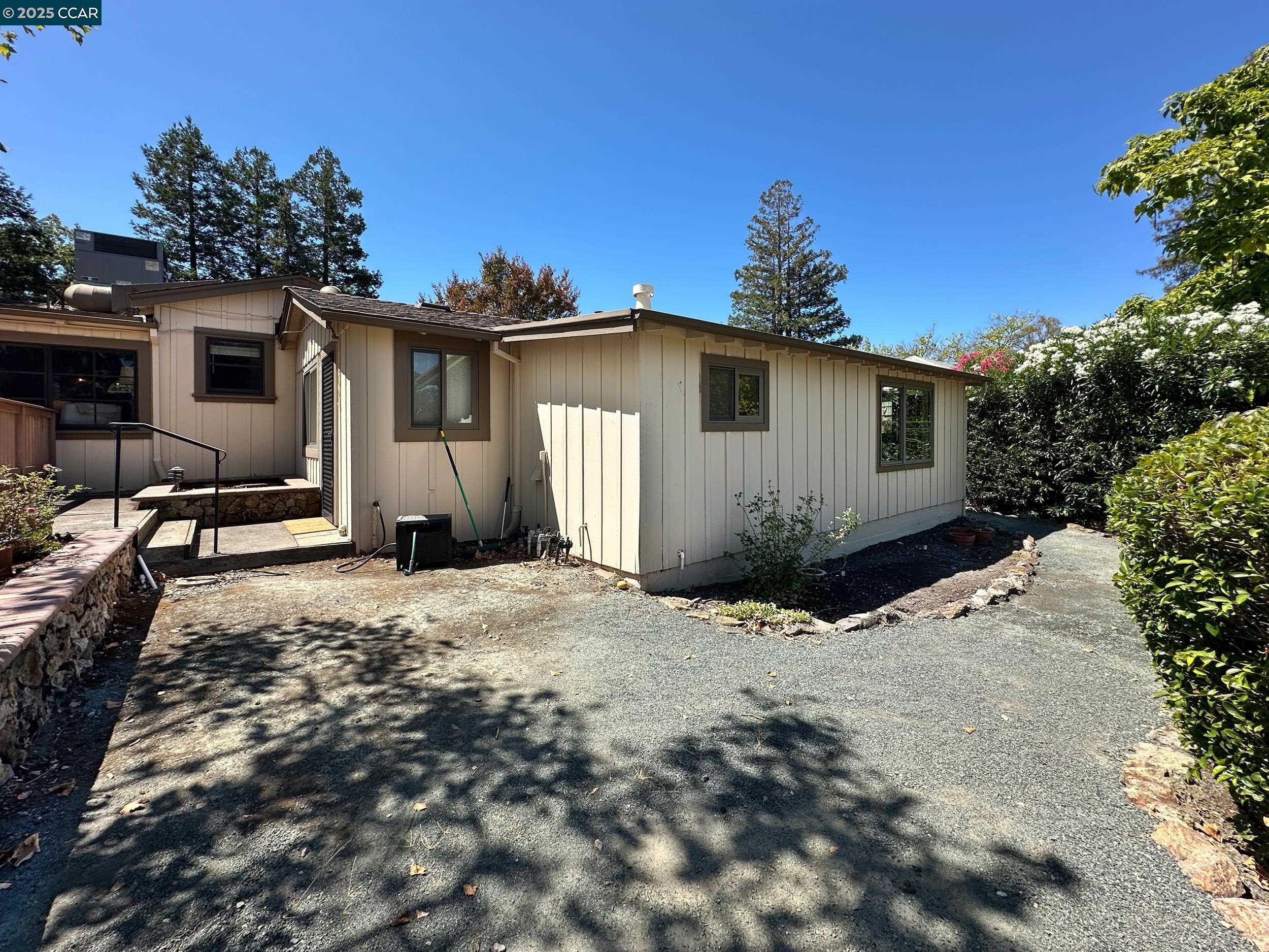 Detail Gallery Image 41 of 60 For 2128 San Miguel Dr, Walnut Creek,  CA 94596 - 4 Beds | 2 Baths