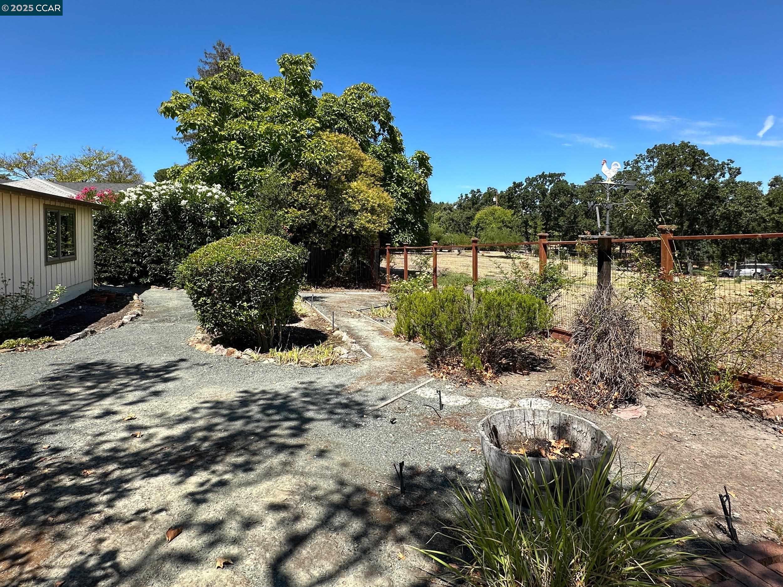 Detail Gallery Image 51 of 60 For 2128 San Miguel Dr, Walnut Creek,  CA 94596 - 4 Beds | 2 Baths