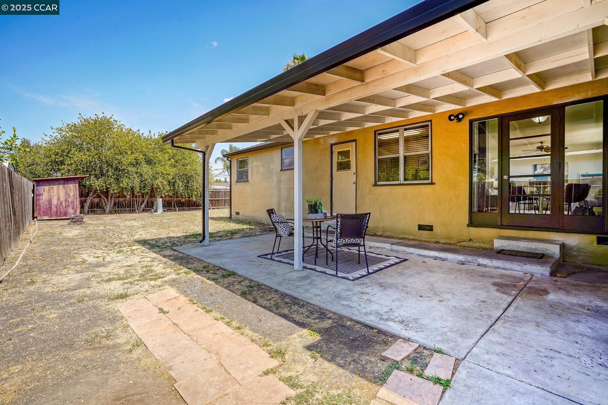 Detail Gallery Image 14 of 20 For 1942 Jacqueline Way, Concord,  CA 94519-1718 - 3 Beds | 1 Baths