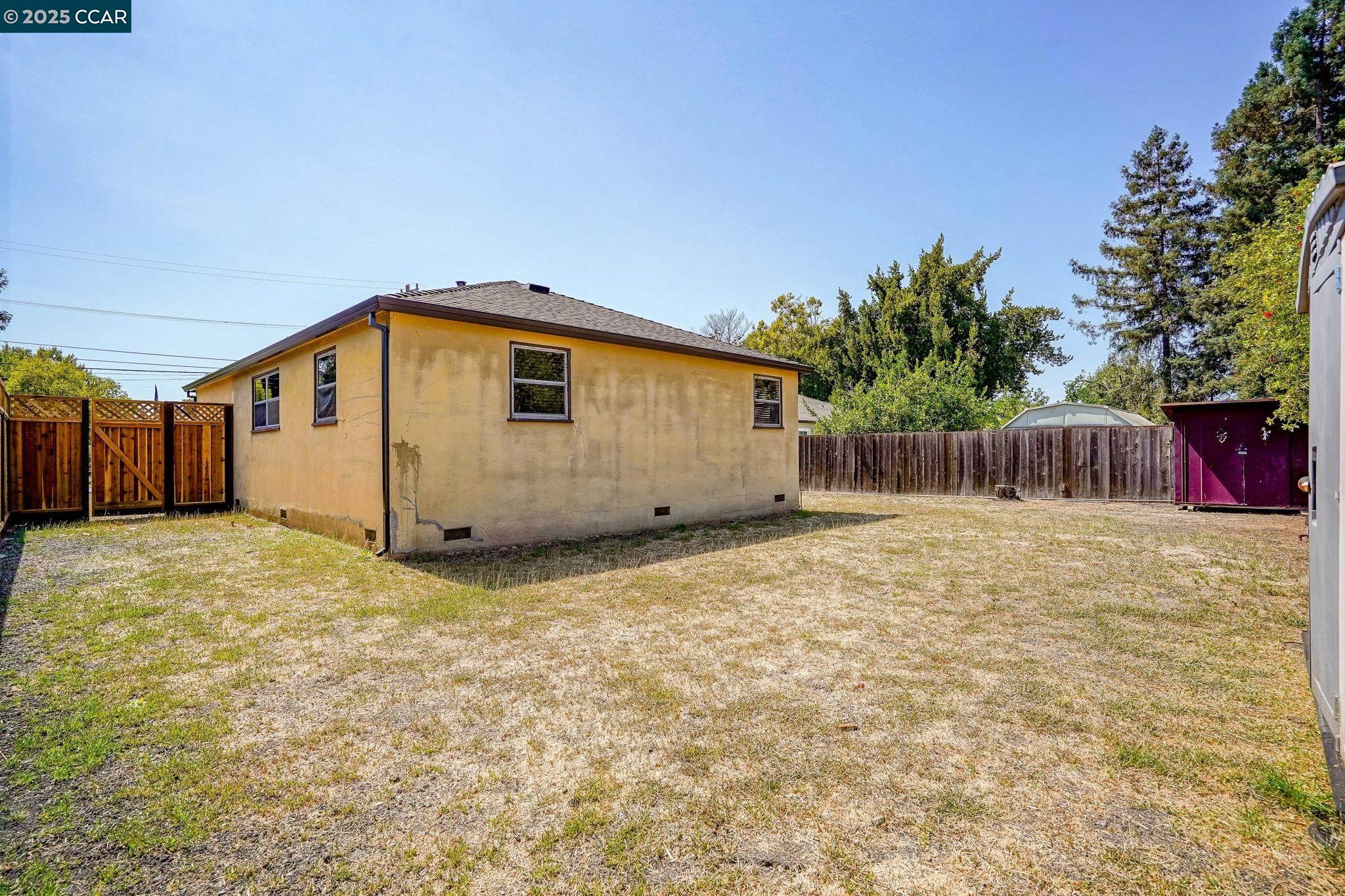 Detail Gallery Image 15 of 20 For 1942 Jacqueline Way, Concord,  CA 94519-1718 - 3 Beds | 1 Baths