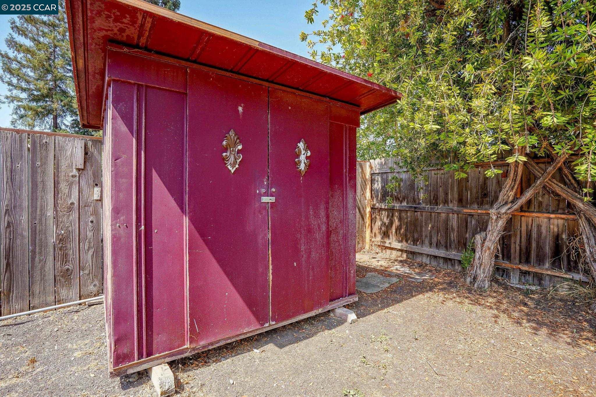 Detail Gallery Image 18 of 20 For 1942 Jacqueline Way, Concord,  CA 94519-1718 - 3 Beds | 1 Baths
