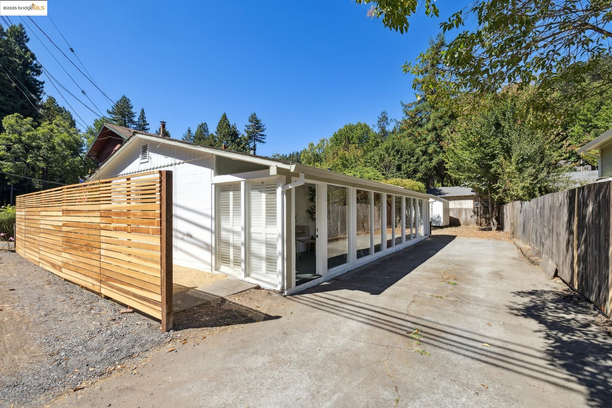 Detail Gallery Image 2 of 56 For 20495 Highway 116, Monte Rio,  CA 95462 - – Beds | – Baths