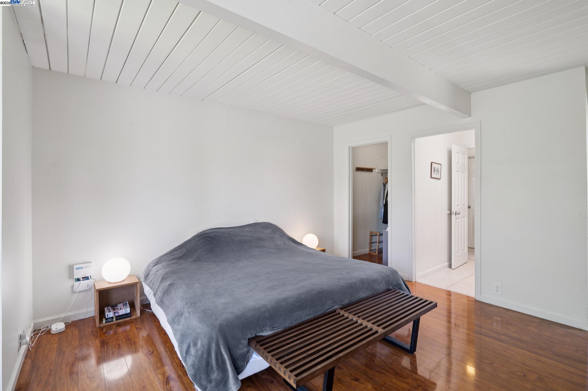 Detail Gallery Image 28 of 49 For 3767 Gainsborough Dr, Concord,  CA 94518 - 5 Beds | 2 Baths