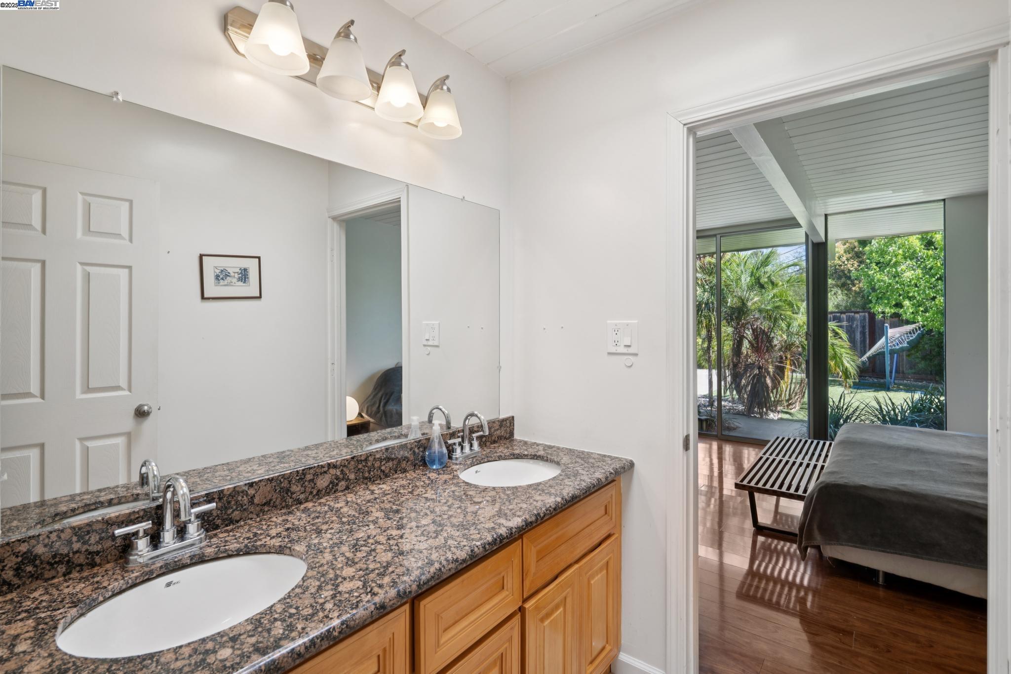 Detail Gallery Image 31 of 49 For 3767 Gainsborough Dr, Concord,  CA 94518 - 5 Beds | 2 Baths