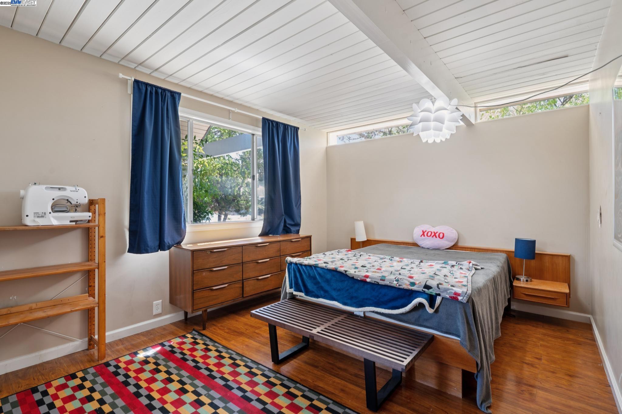 Detail Gallery Image 37 of 49 For 3767 Gainsborough Dr, Concord,  CA 94518 - 5 Beds | 2 Baths