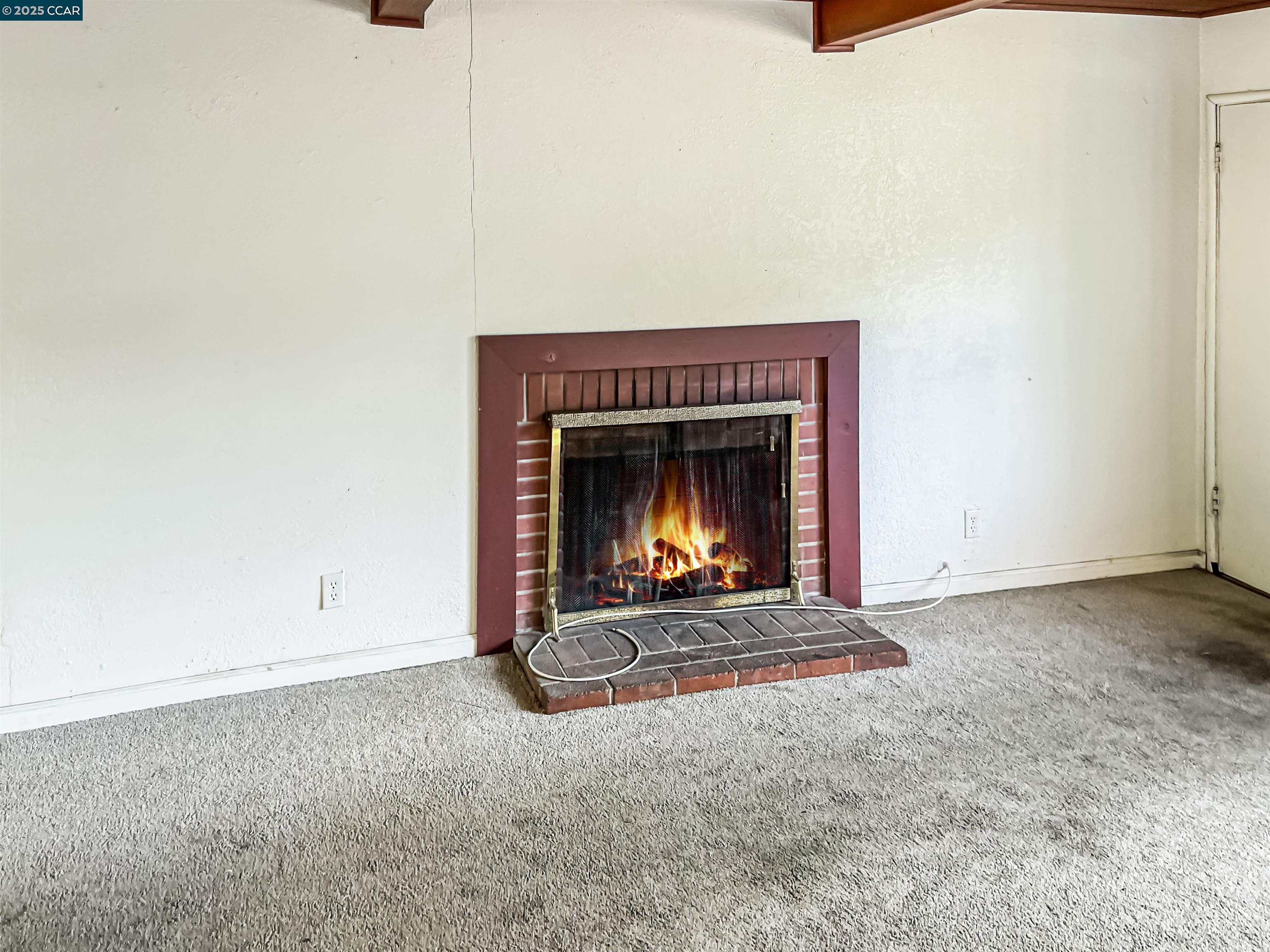 Detail Gallery Image 7 of 17 For 3107 Hacienda Dr, Concord,  CA 94519 - 3 Beds | 1 Baths