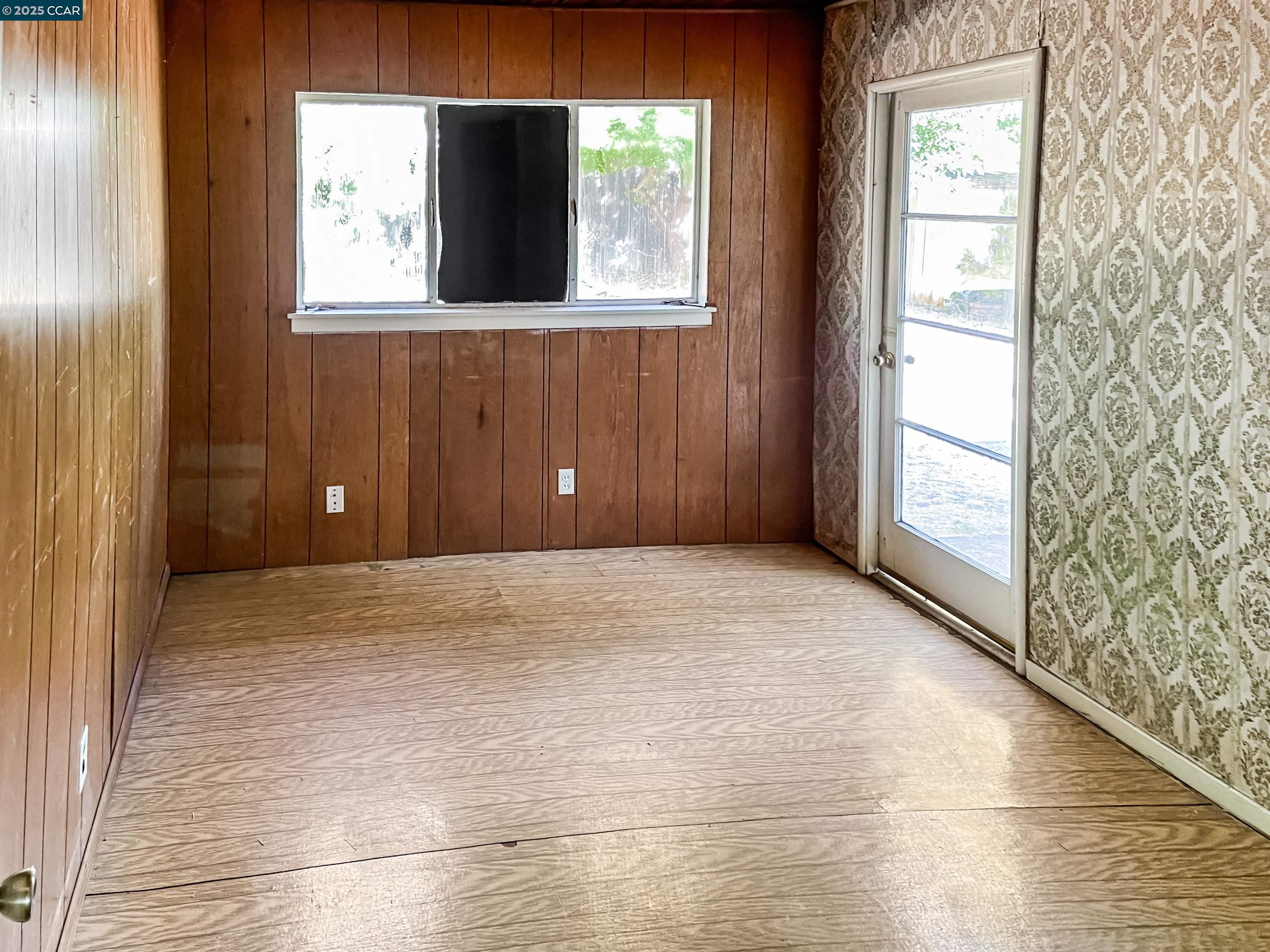 Detail Gallery Image 9 of 17 For 3107 Hacienda Dr, Concord,  CA 94519 - 3 Beds | 1 Baths