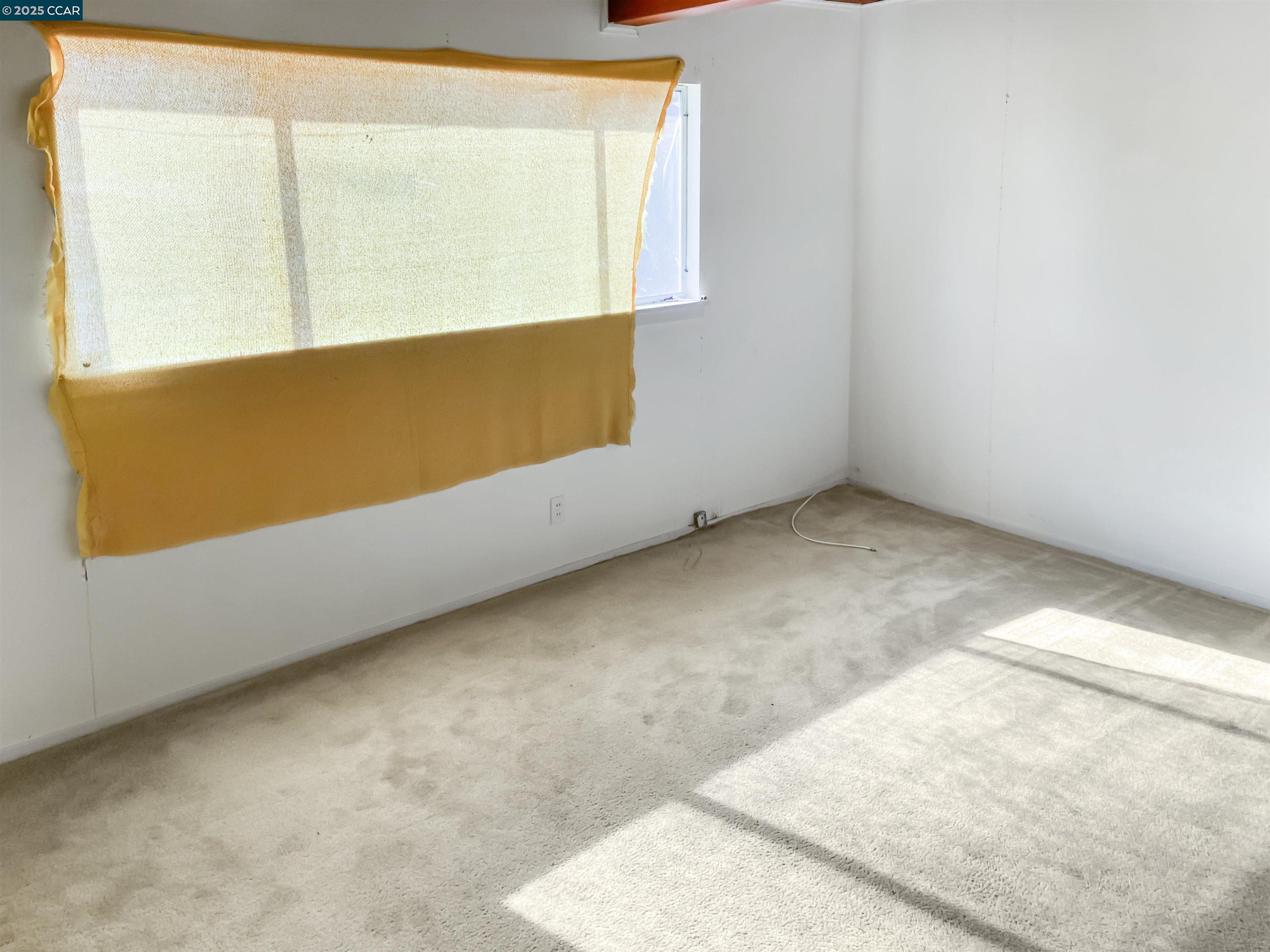 Detail Gallery Image 10 of 17 For 3107 Hacienda Dr, Concord,  CA 94519 - 3 Beds | 1 Baths