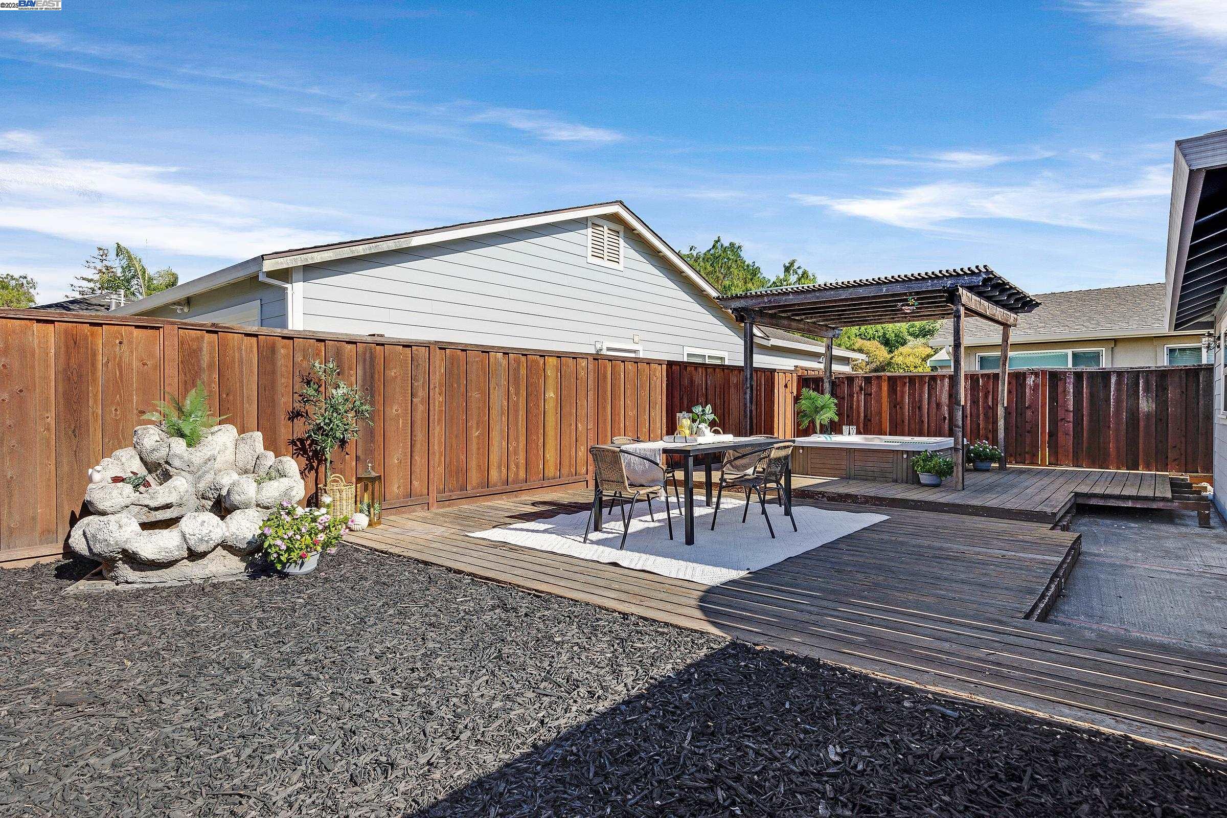 Detail Gallery Image 26 of 30 For 1815 Pine St, Livermore,  CA 94551 - 3 Beds | 1 Baths