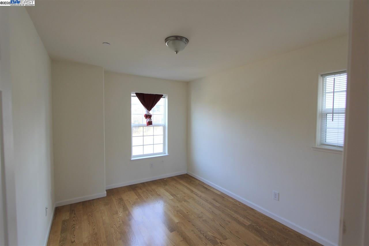 Detail Gallery Image 14 of 18 For 15667 Liberty St, San Leandro,  CA 94578 - 3 Beds | 2/1 Baths