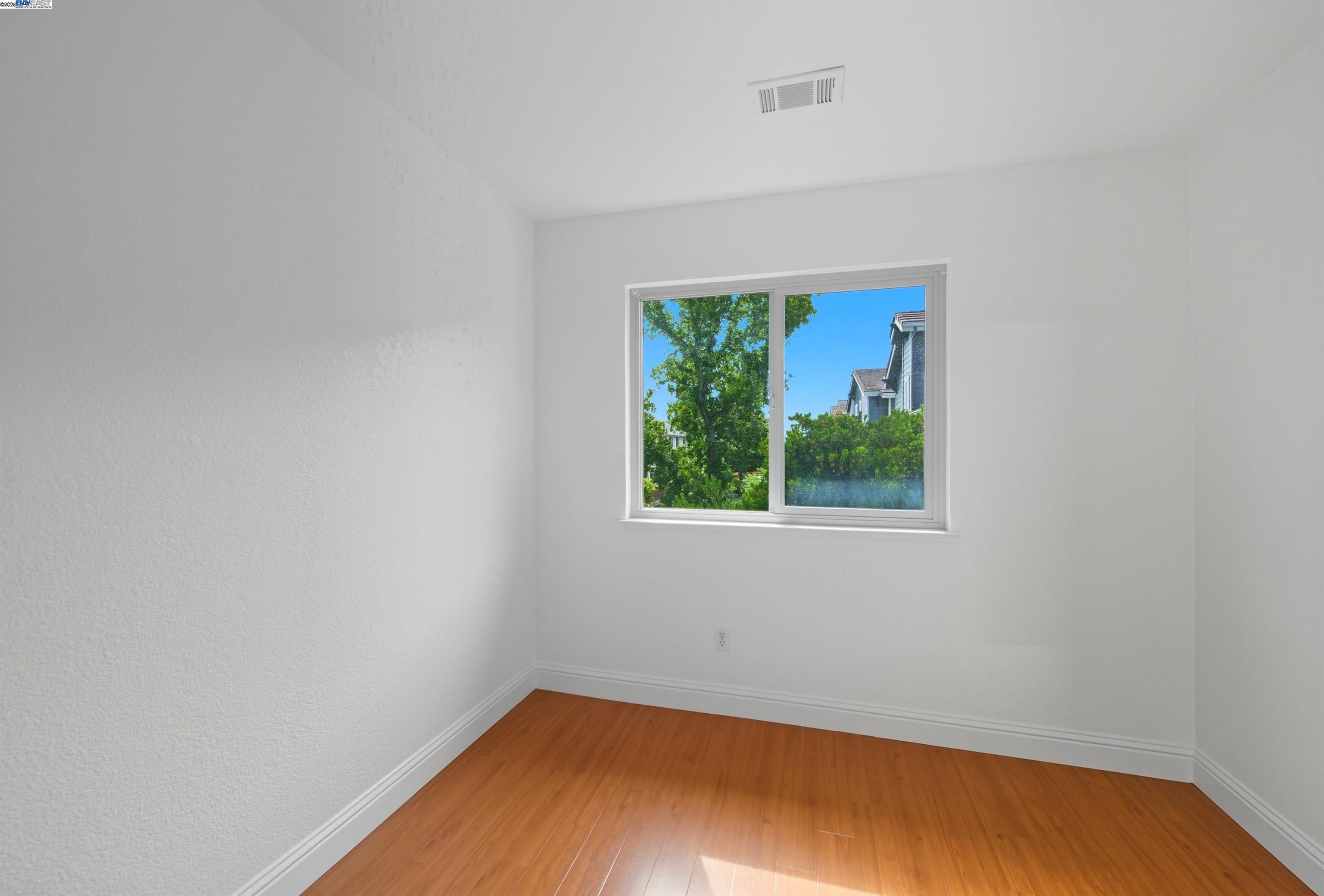 Photo #25: 41109286 Listing: Photo #25
