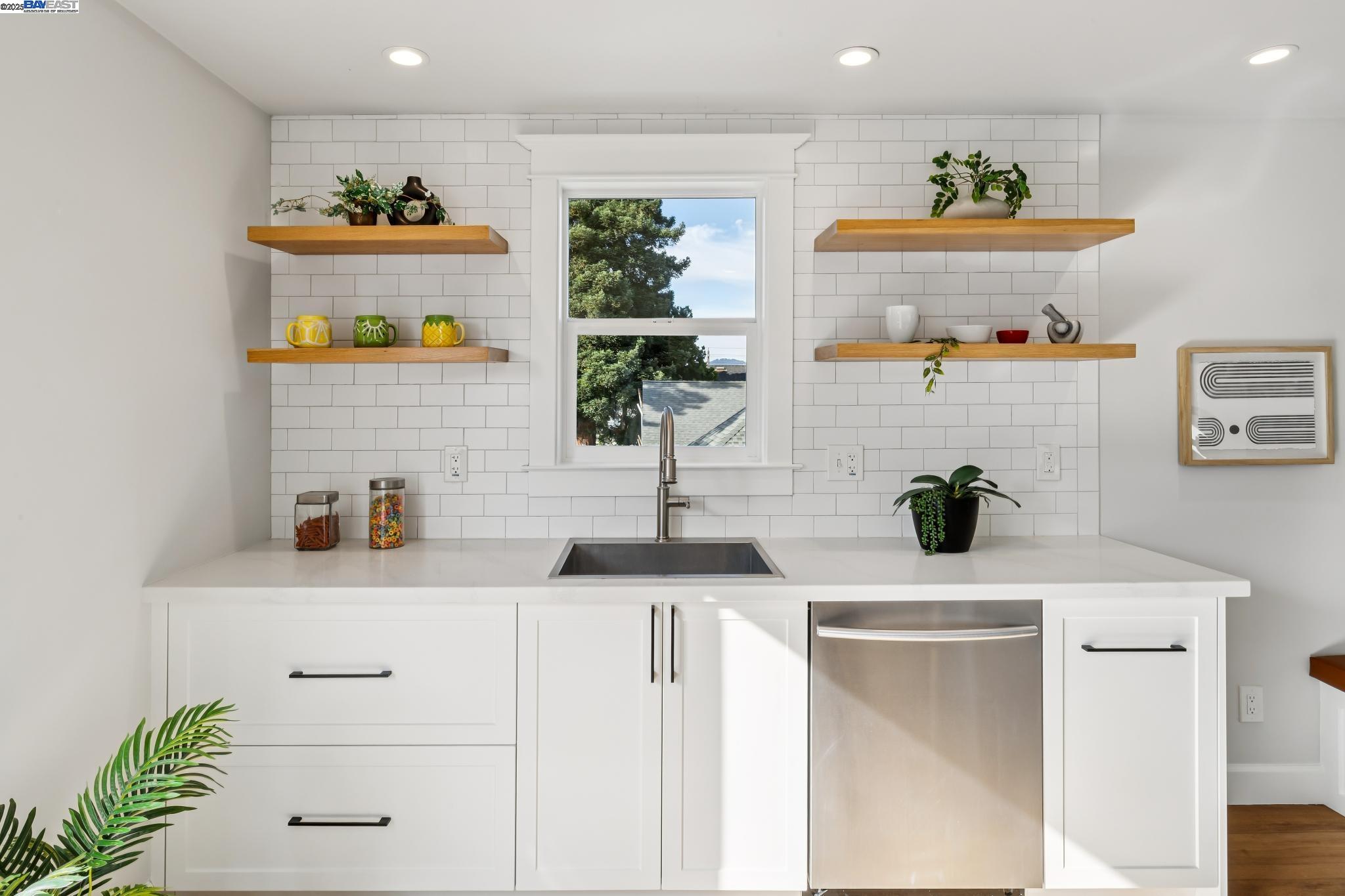 Detail Gallery Image 17 of 50 For 1525 Stanton St, Alameda,  CA 94501 - – Beds | – Baths
