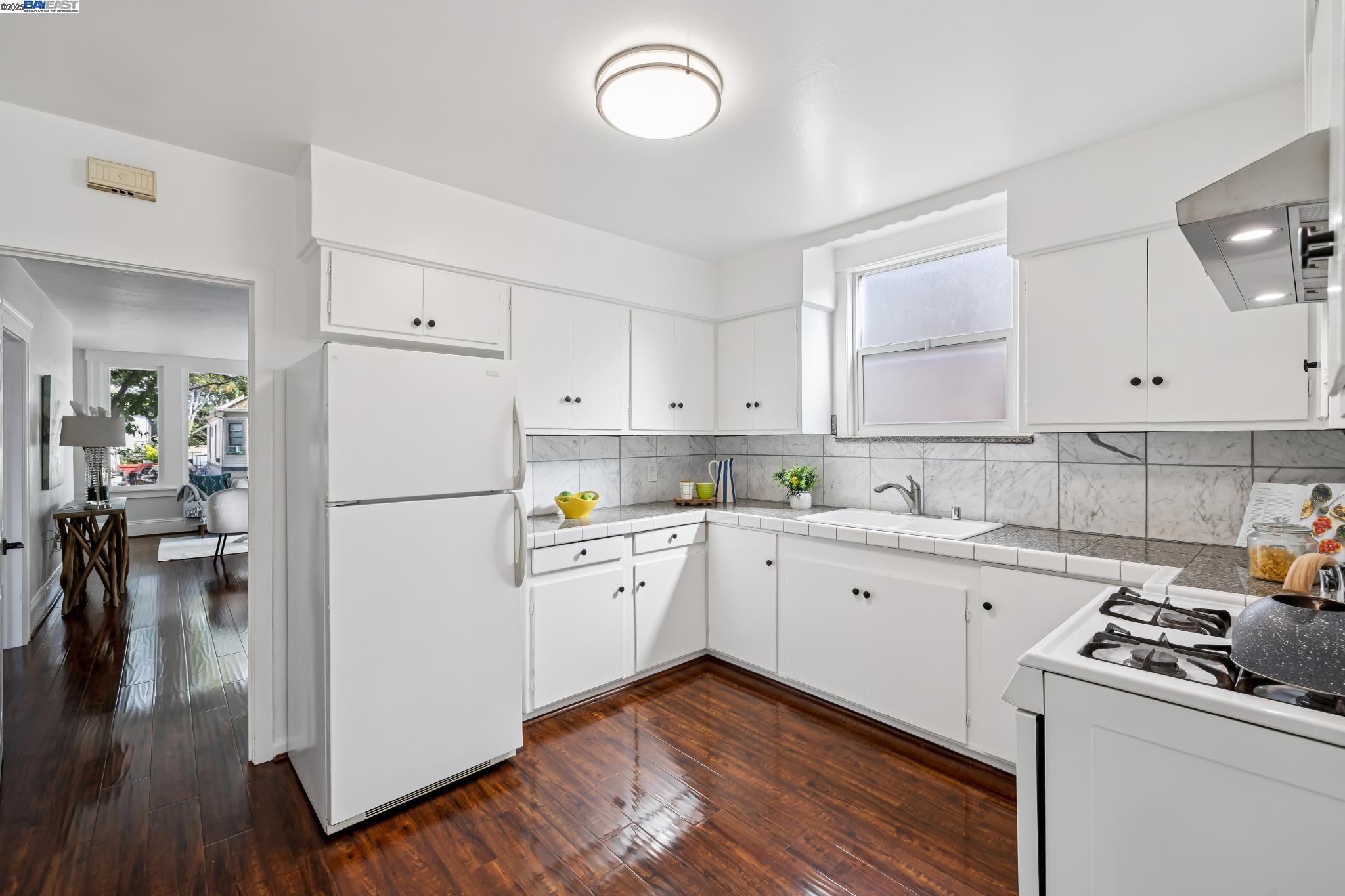 Detail Gallery Image 35 of 50 For 1525 Stanton St, Alameda,  CA 94501 - – Beds | – Baths