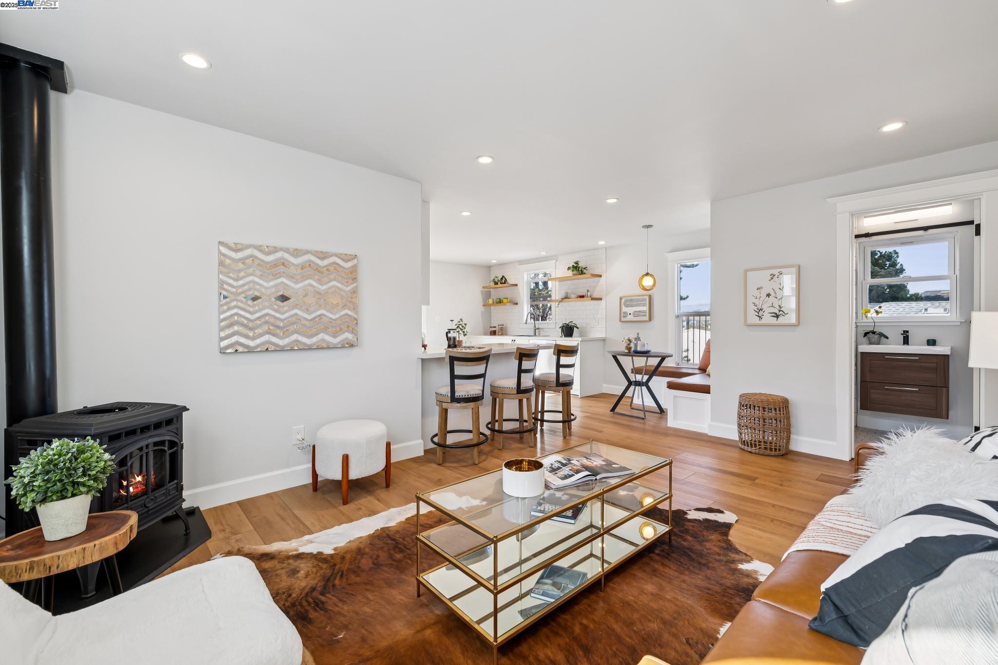 Detail Gallery Image 8 of 50 For 1525 Stanton St, Alameda,  CA 94501 - – Beds | – Baths