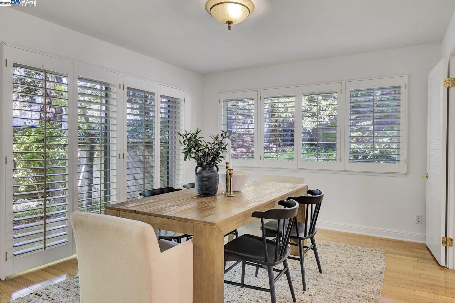 Detail Gallery Image 17 of 47 For 1940 Everidge Ct, Walnut Creek,  CA 94597 - 4 Beds | 2/1 Baths