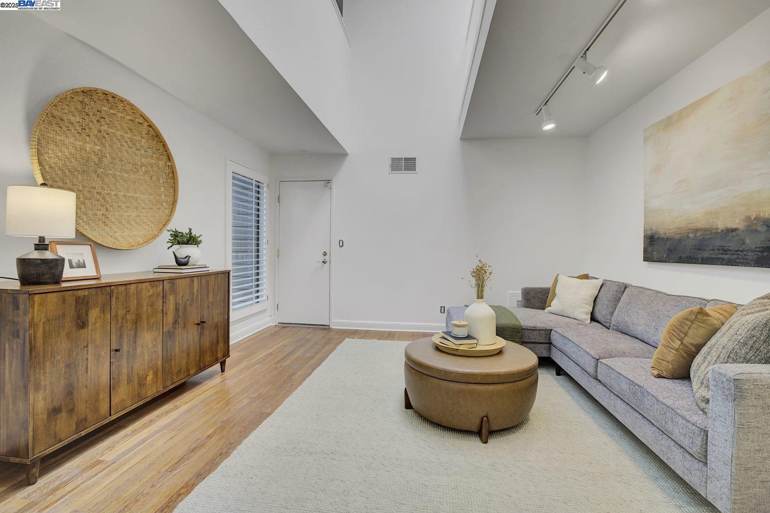 Detail Gallery Image 20 of 47 For 1940 Everidge Ct, Walnut Creek,  CA 94597 - 4 Beds | 2/1 Baths