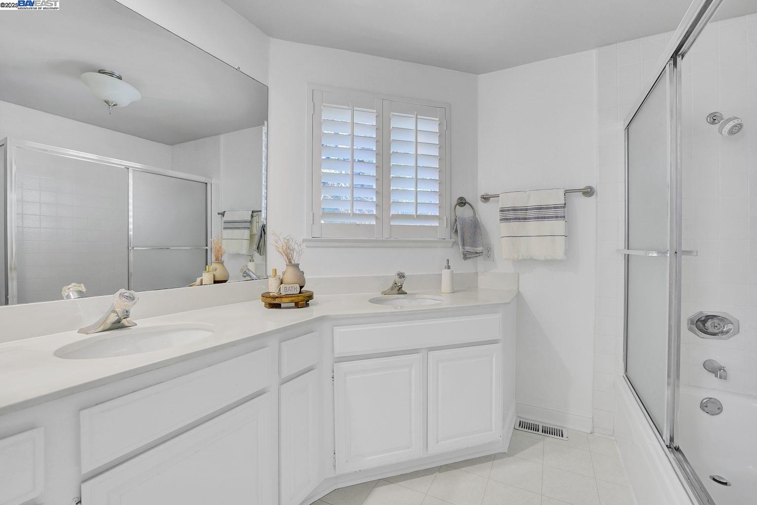 Detail Gallery Image 28 of 47 For 1940 Everidge Ct, Walnut Creek,  CA 94597 - 4 Beds | 2/1 Baths
